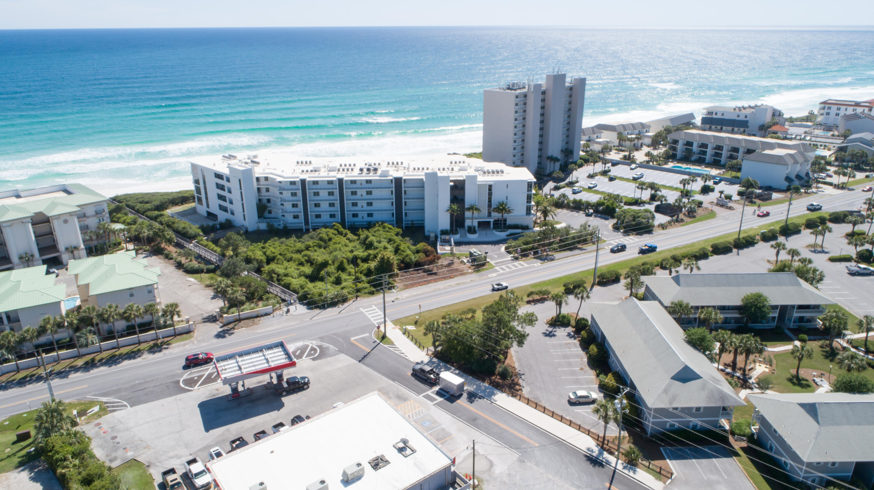 BEACHWOOD VILLAS CONDO - Residential