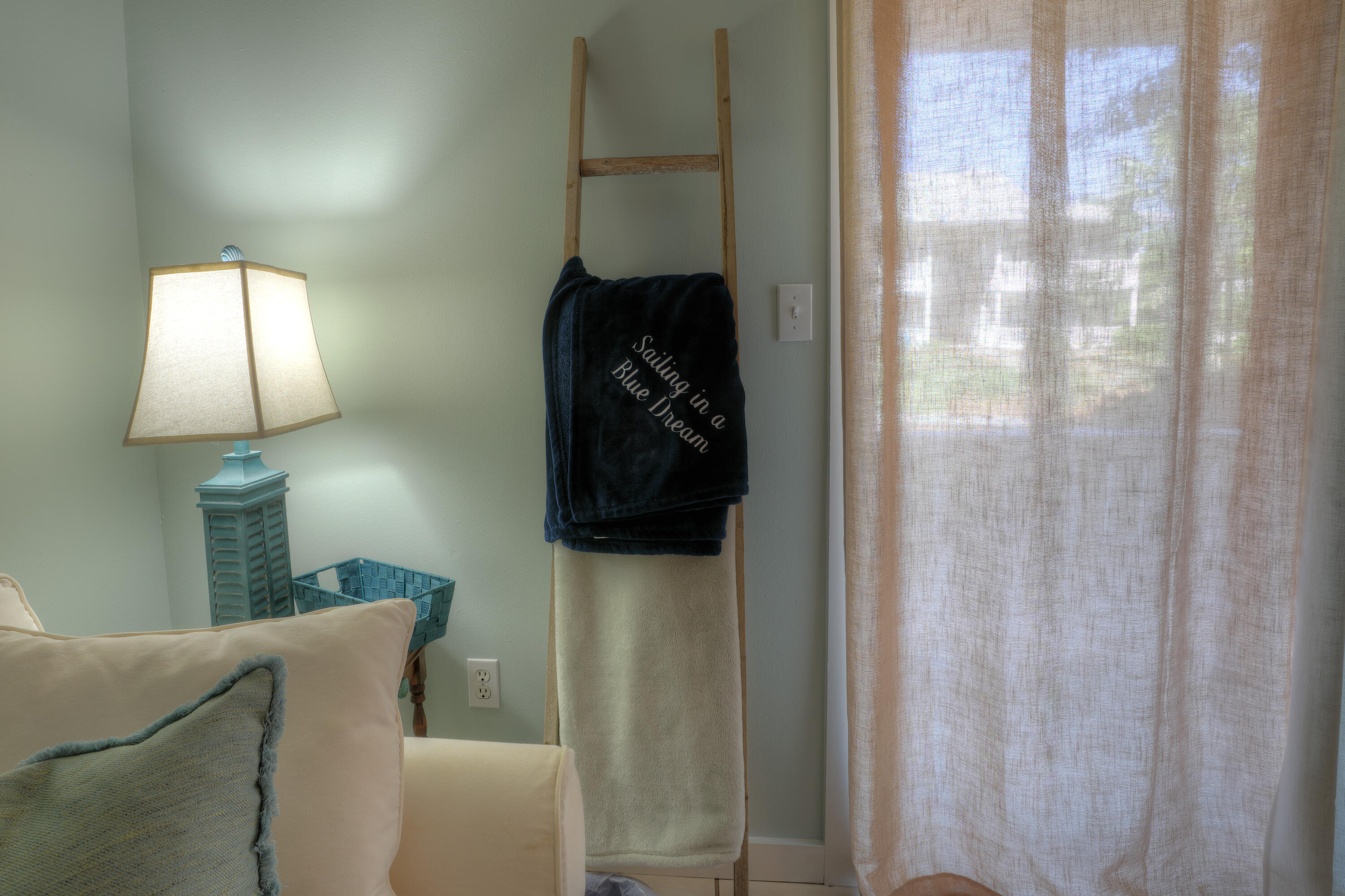 BEACHWOOD VILLAS CONDO - Residential