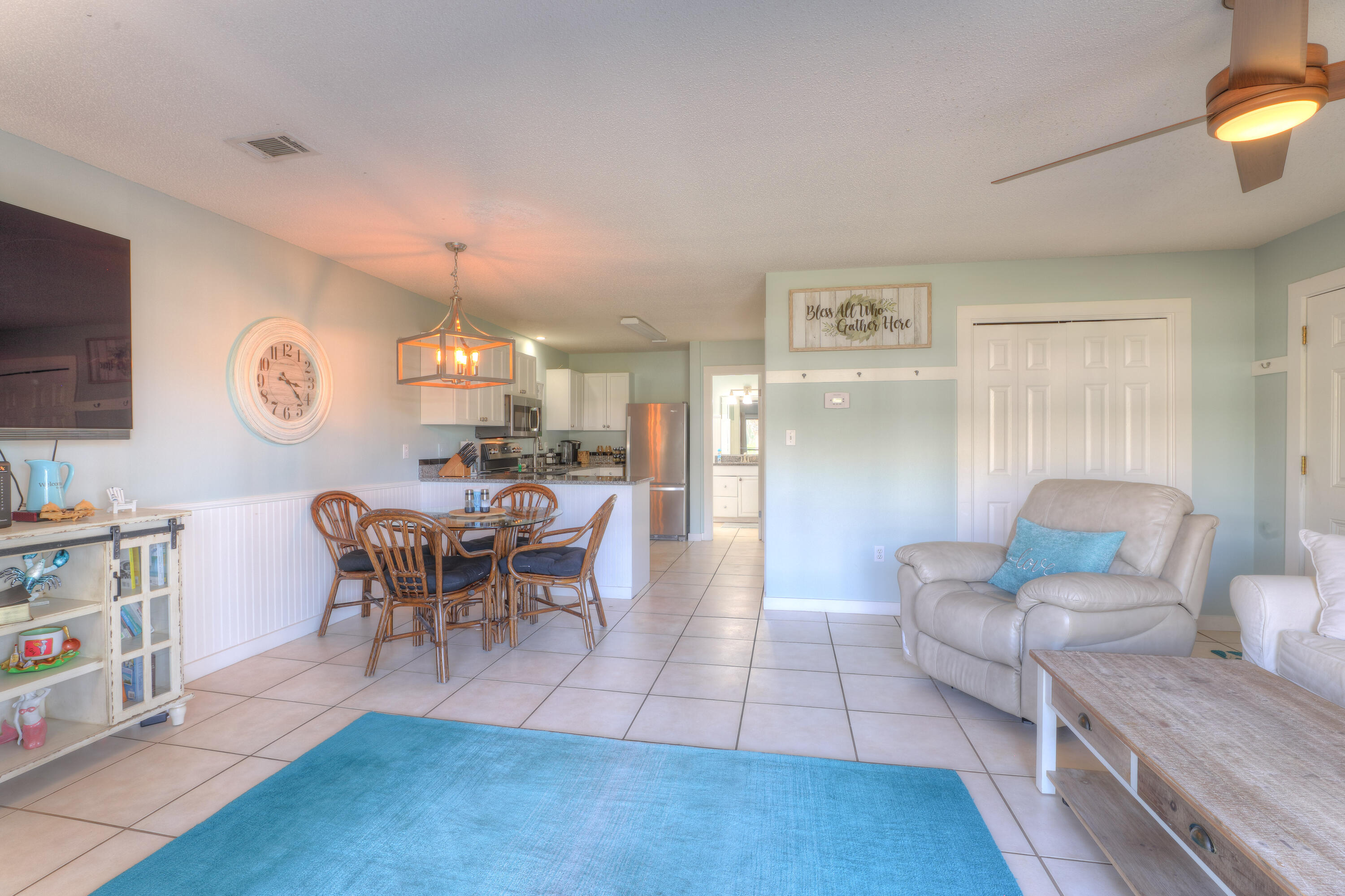 BEACHWOOD VILLAS CONDO - Residential