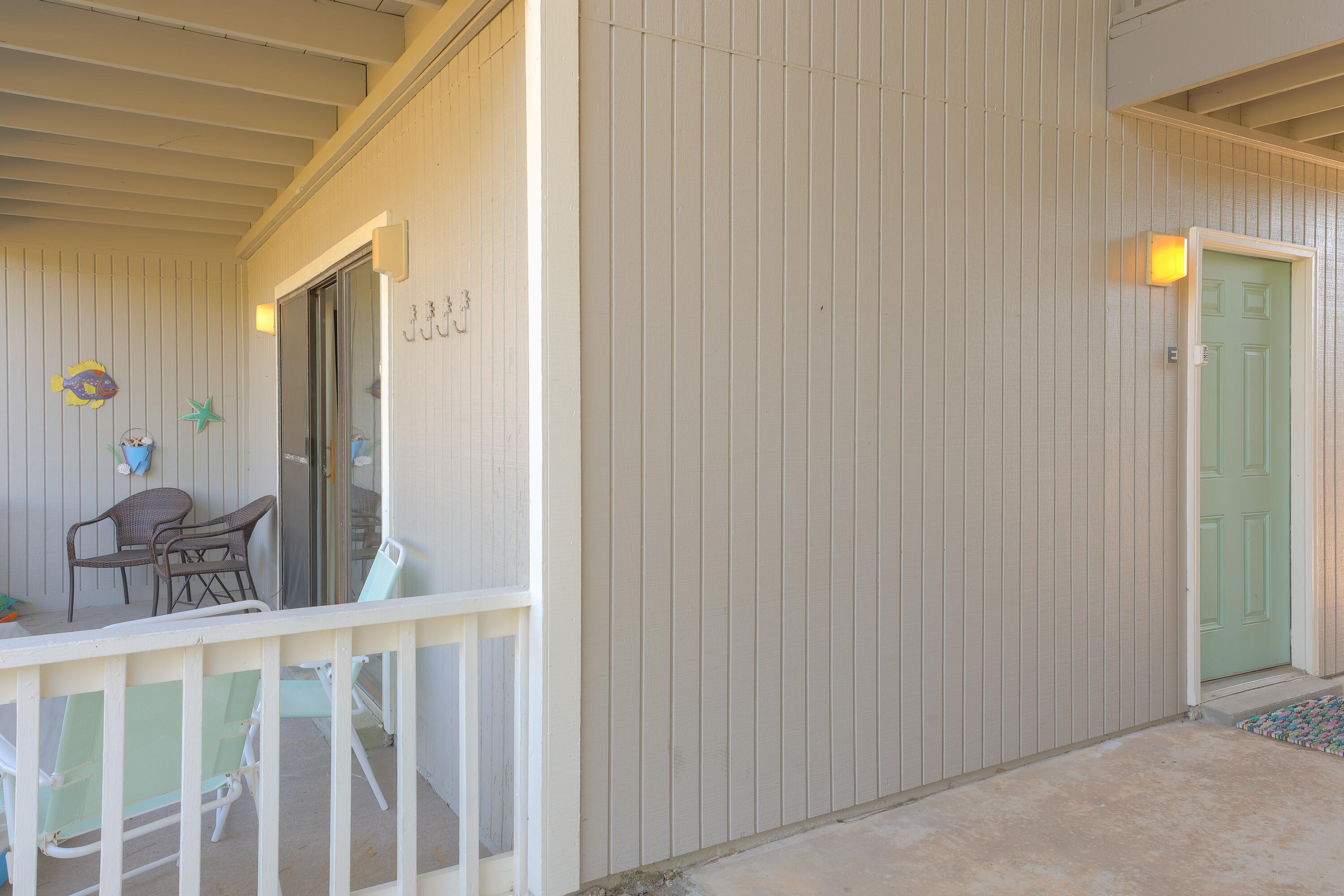 BEACHWOOD VILLAS CONDO - Residential