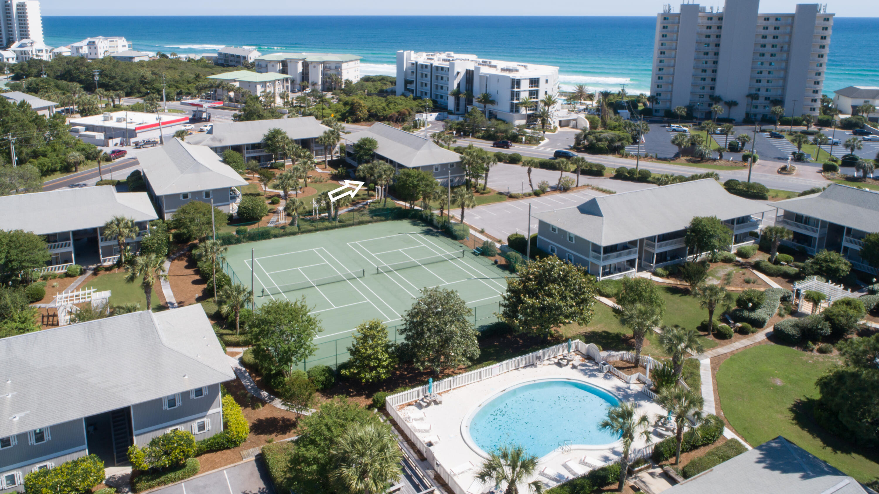 BEACHWOOD VILLAS CONDO - Residential