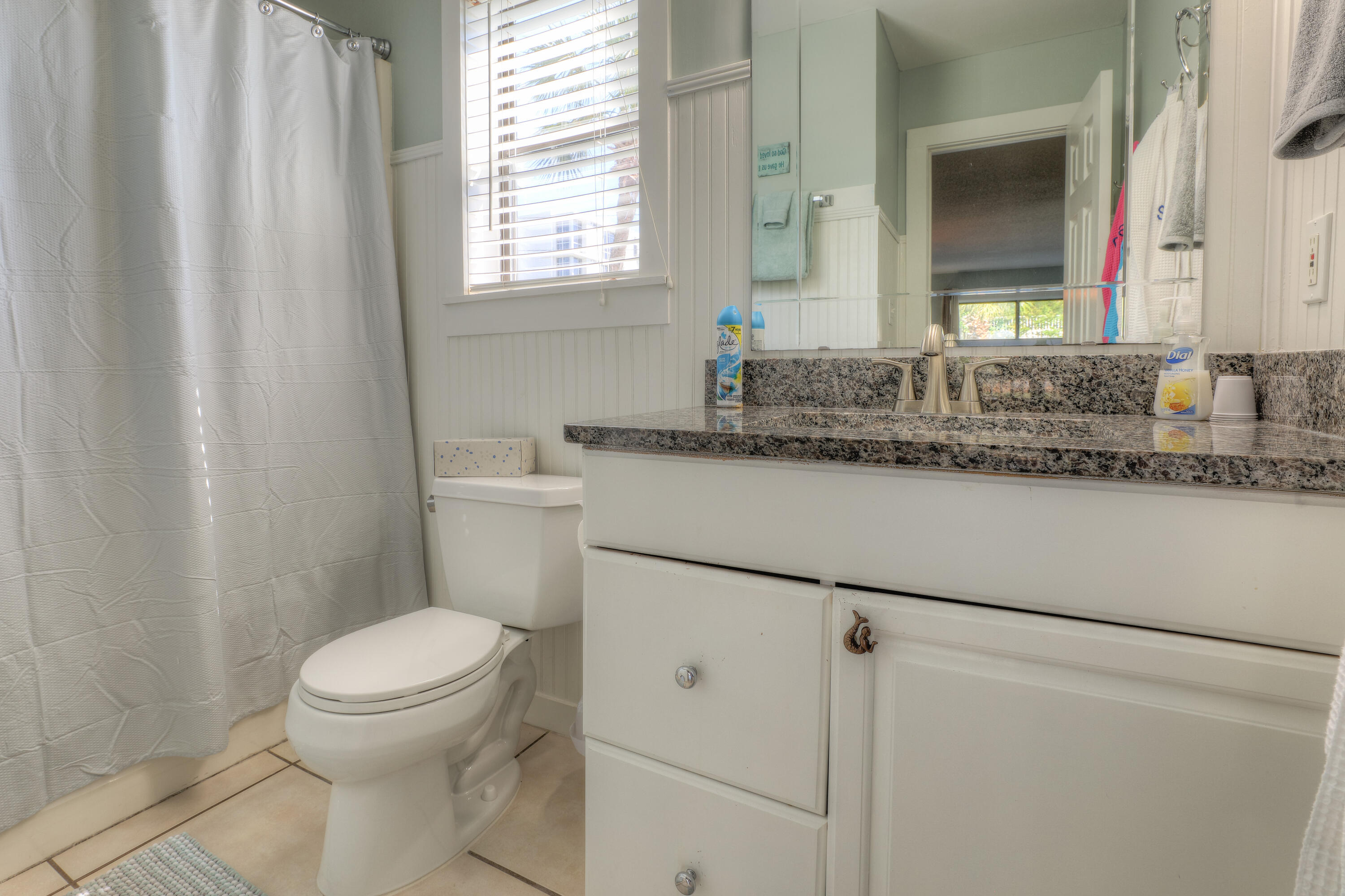 BEACHWOOD VILLAS CONDO - Residential