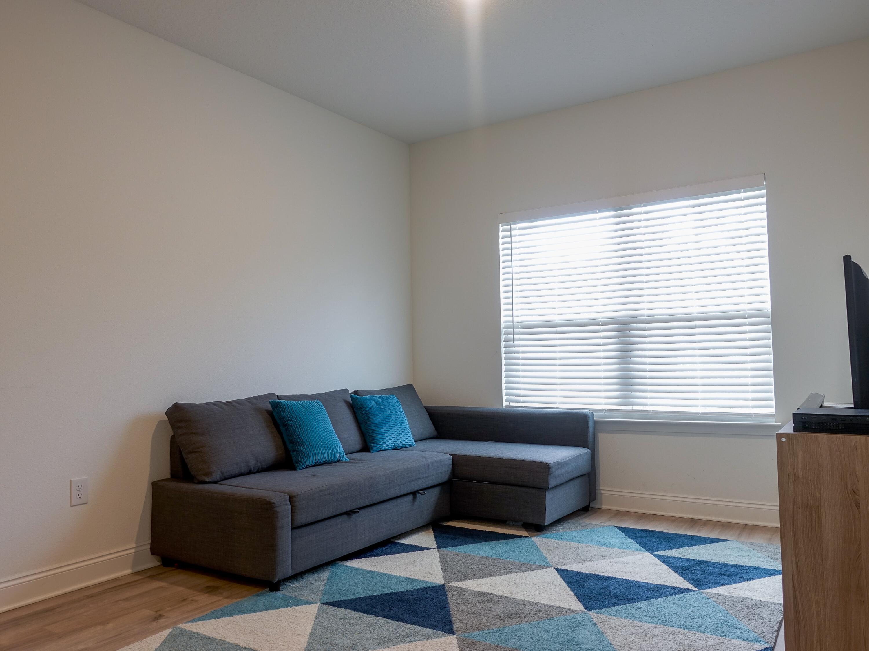 LIVE OAK - Residential Lease