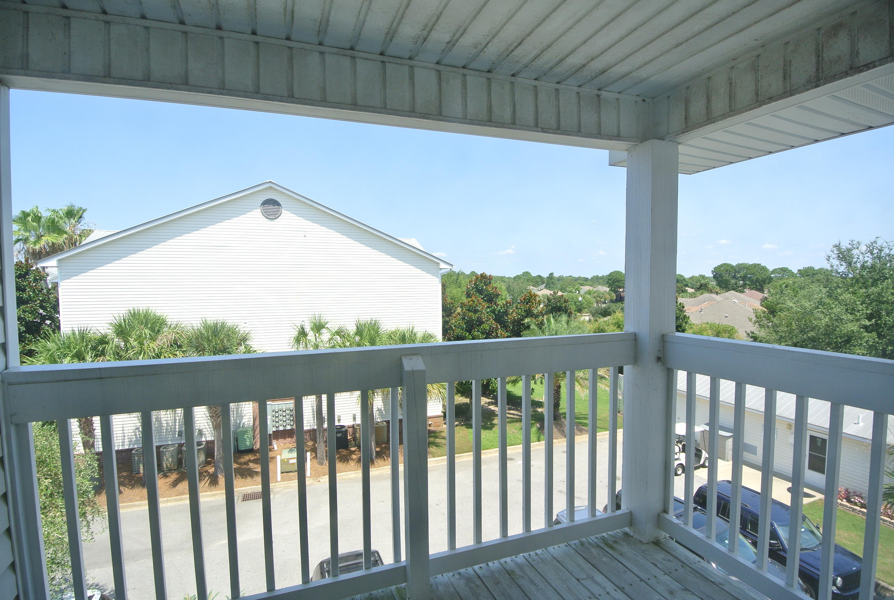 Only a few one bedrooms on the market left! This is a very nice unit and has tile flooring, dining and living room combination, large master bedroom, vaulted ceilings and lots of natural sunlight throughout. Indian Lake features on-site rental management, workout facility, clubhouse, and pool. Cox Cable service is included. Buyer to please verify sq. footage, room dimensions, and all other information. The lease terms must convey with the sale.