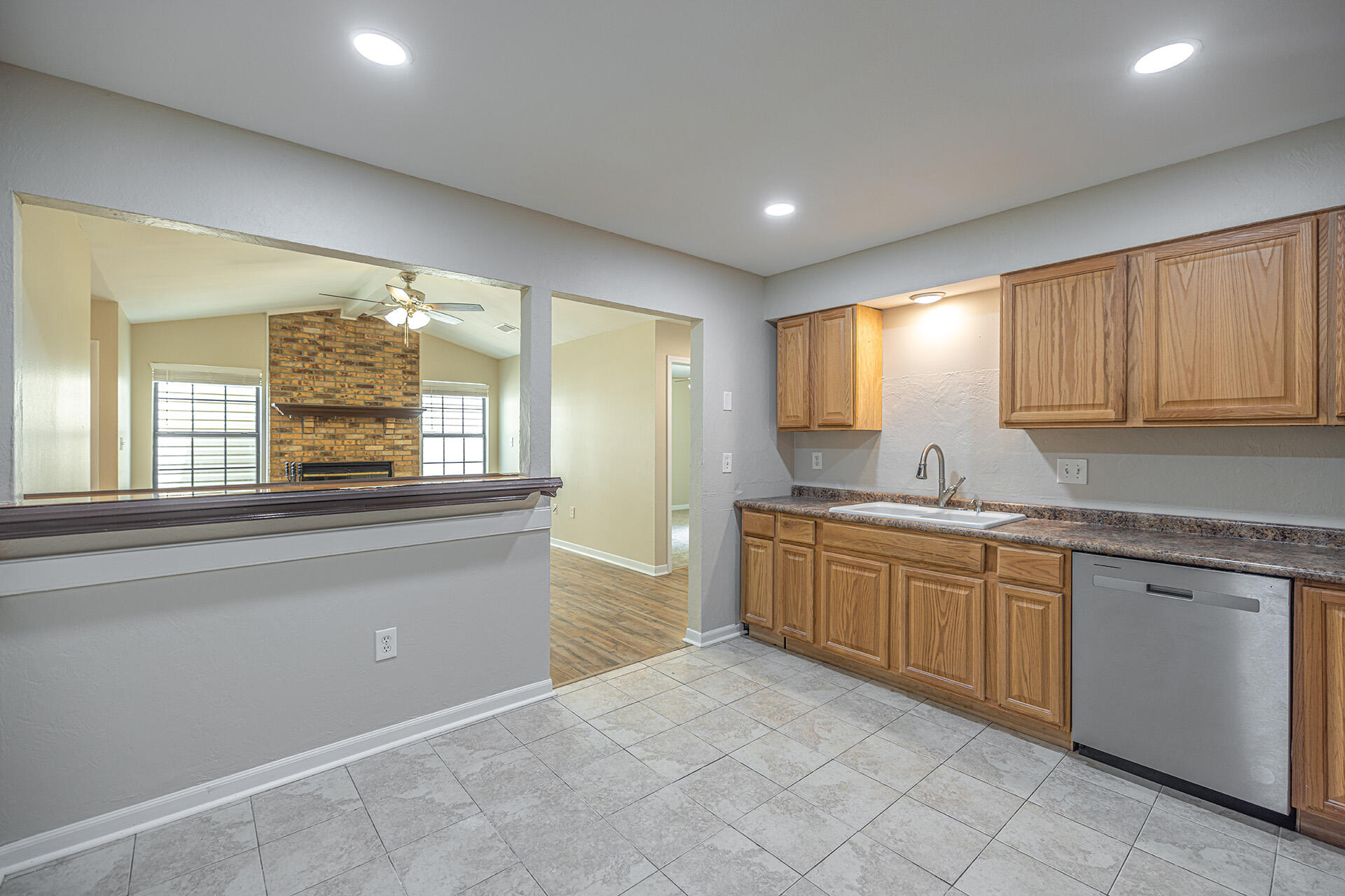 KELLY HILL ESTATES - Residential