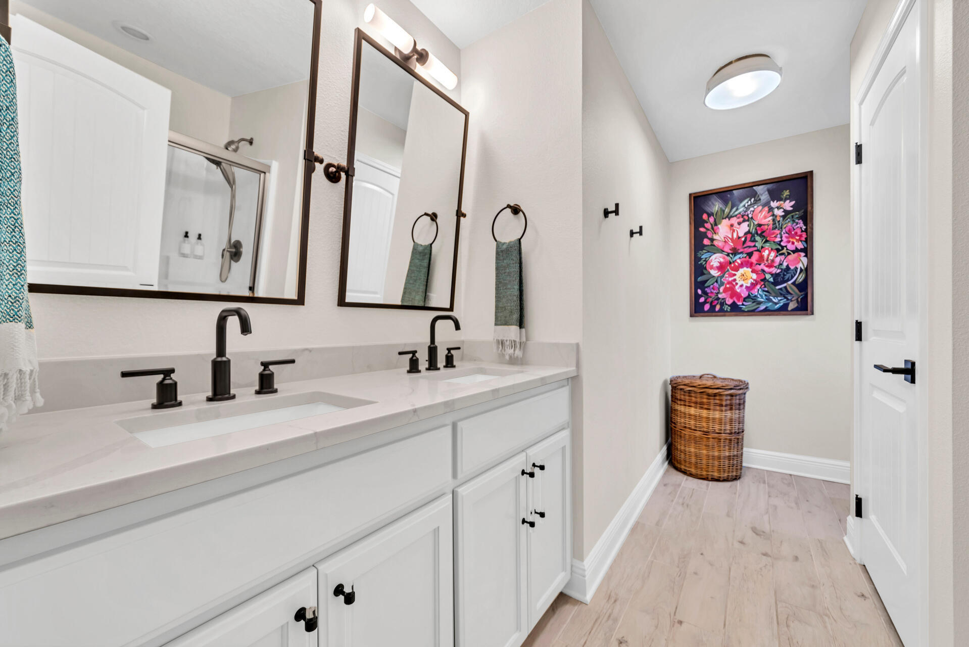 EAGLE BAY - Residential