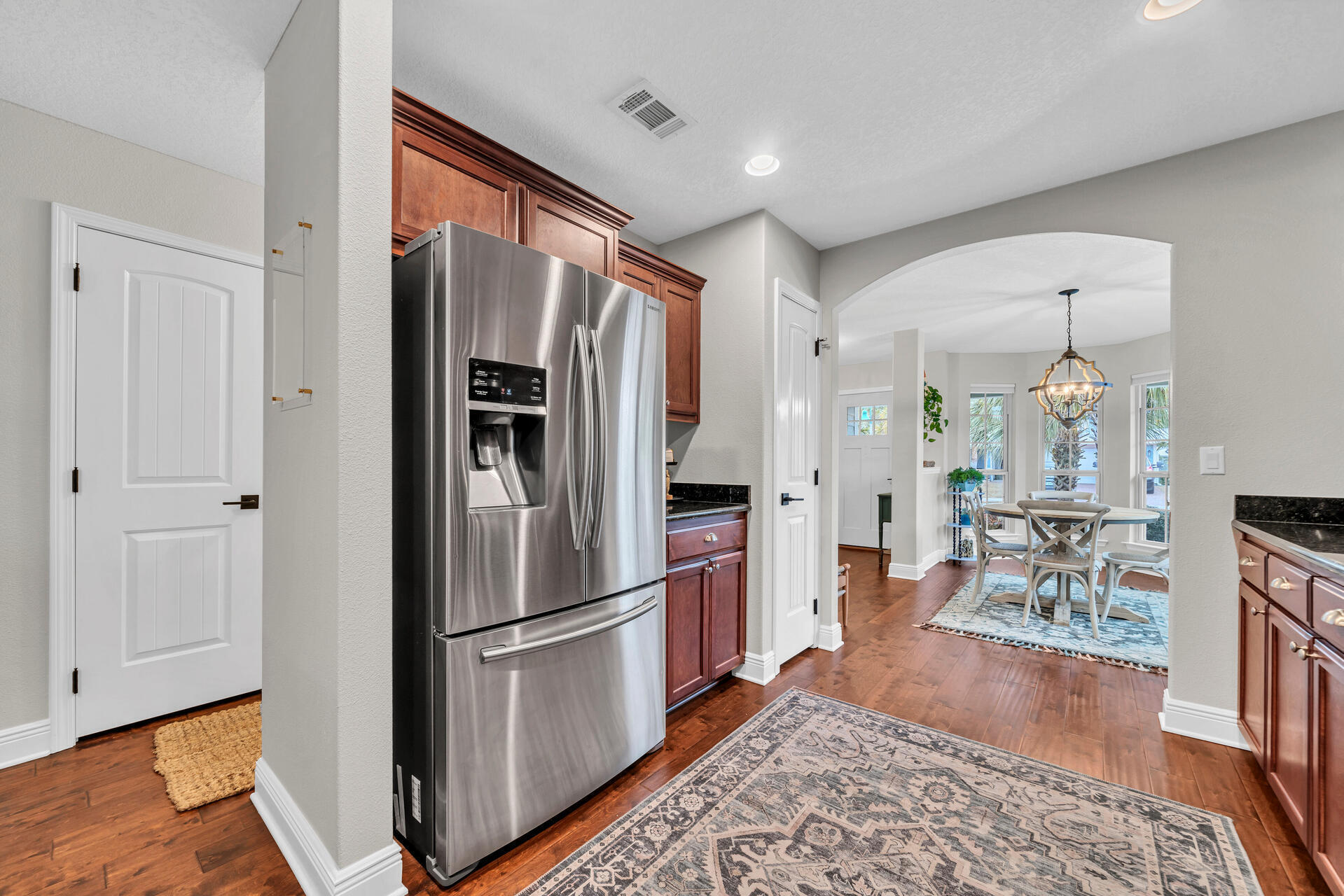 EAGLE BAY - Residential