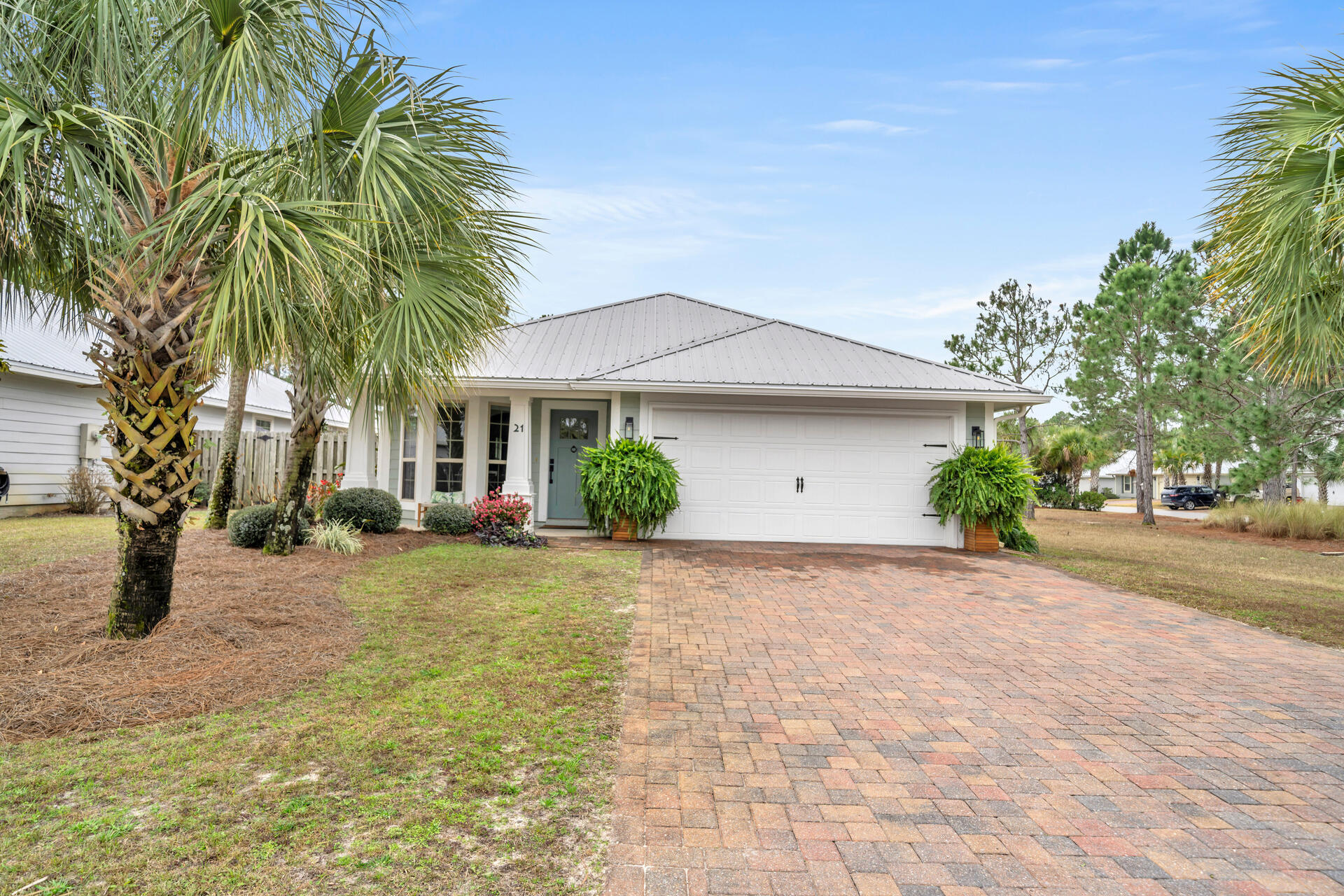 EAGLE BAY - Residential