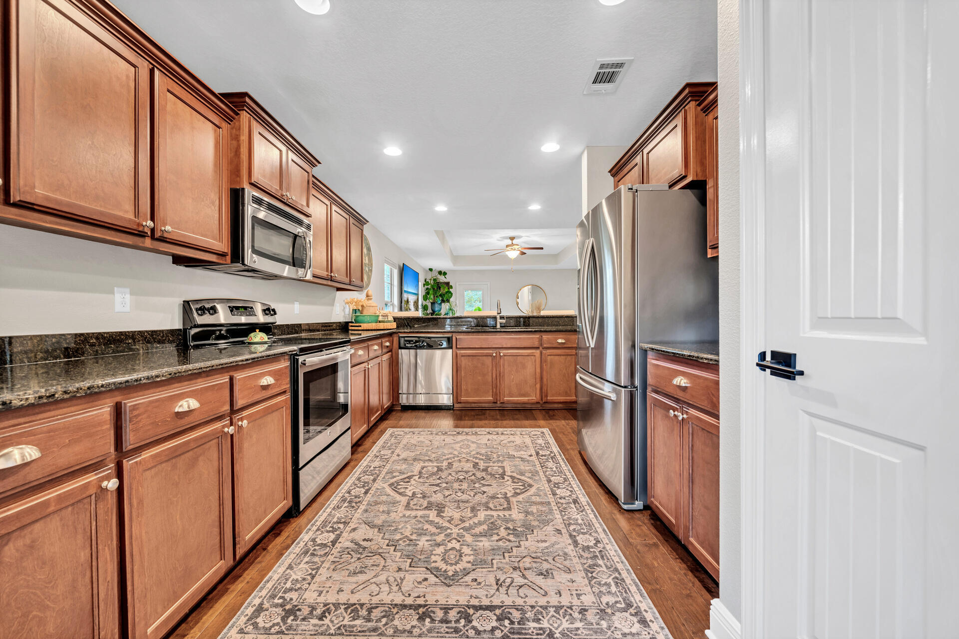 EAGLE BAY - Residential