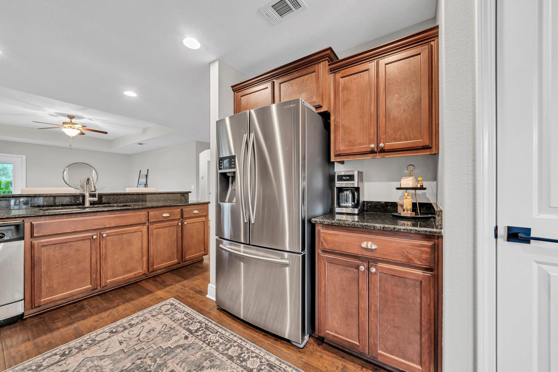 EAGLE BAY - Residential