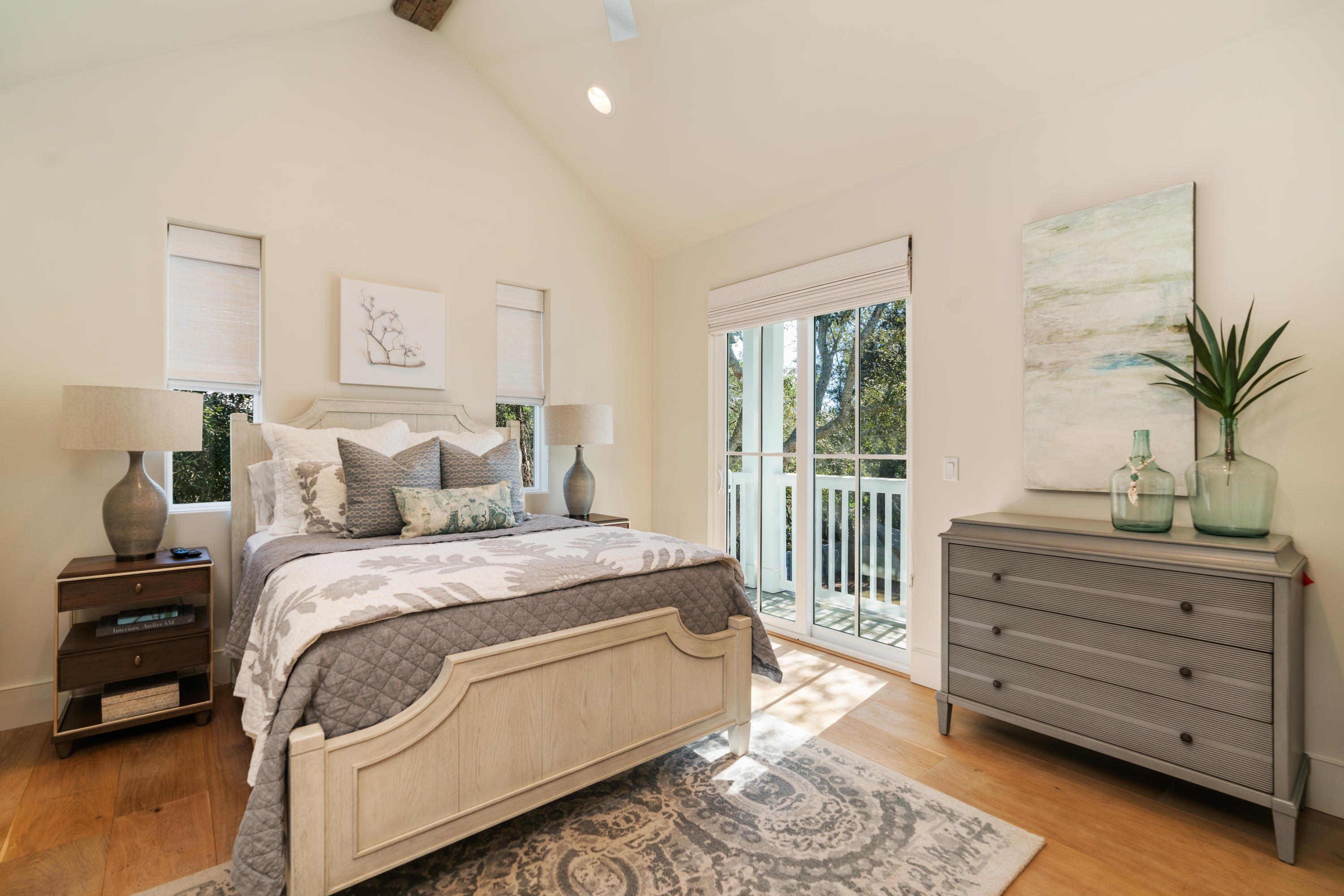BLUE MOUNTAIN BEACH - Residential