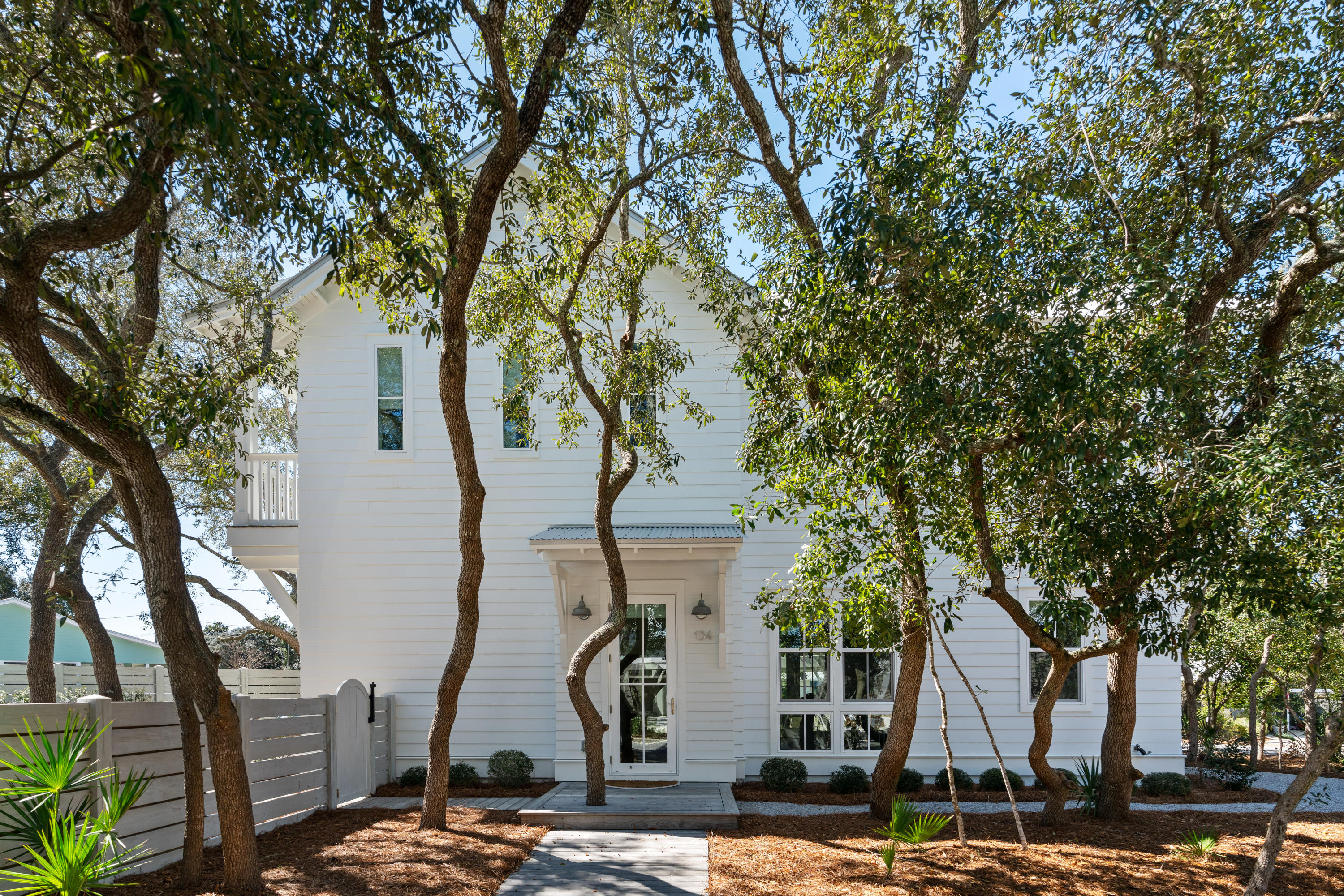 BLUE MOUNTAIN BEACH - Residential