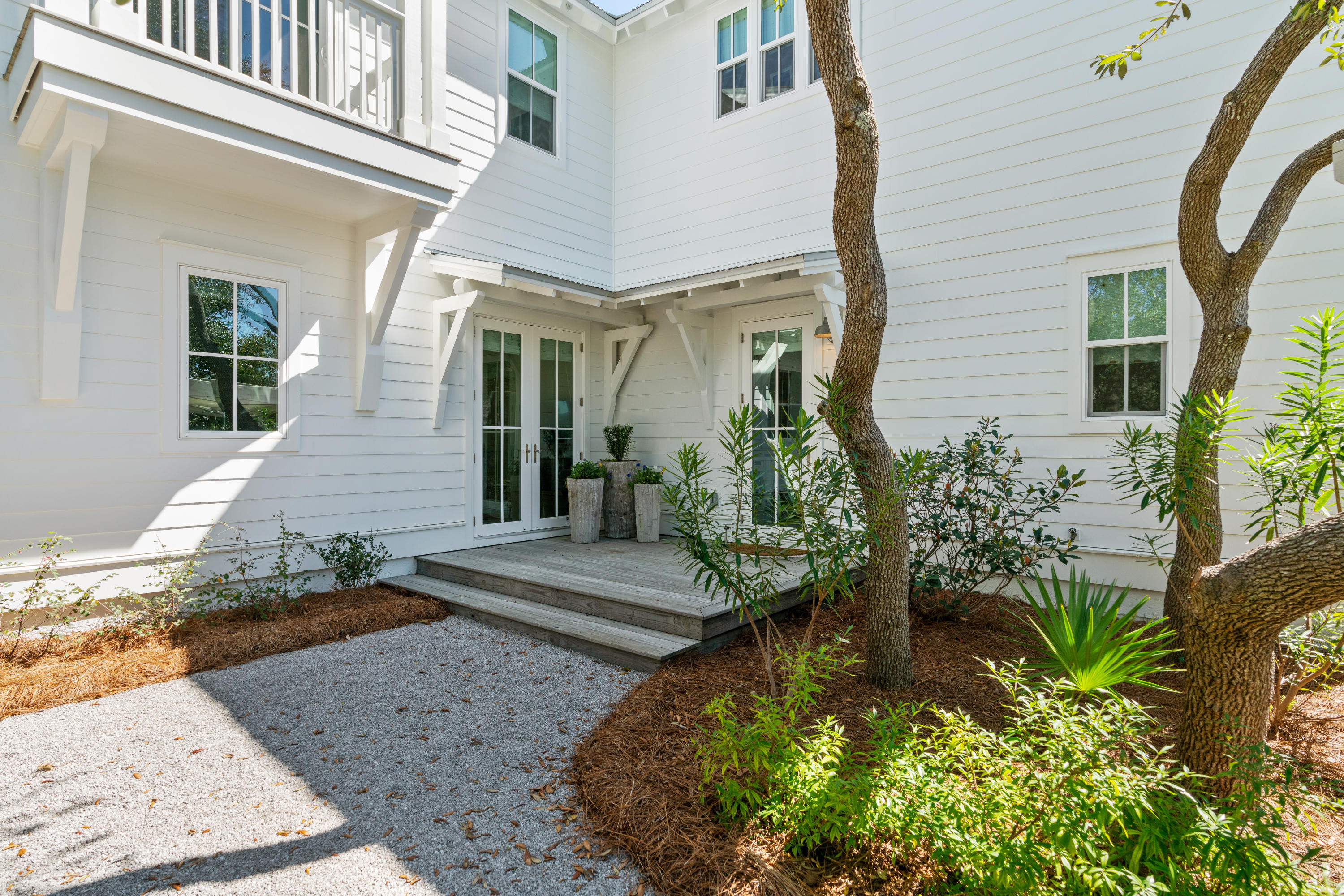 BLUE MOUNTAIN BEACH - Residential