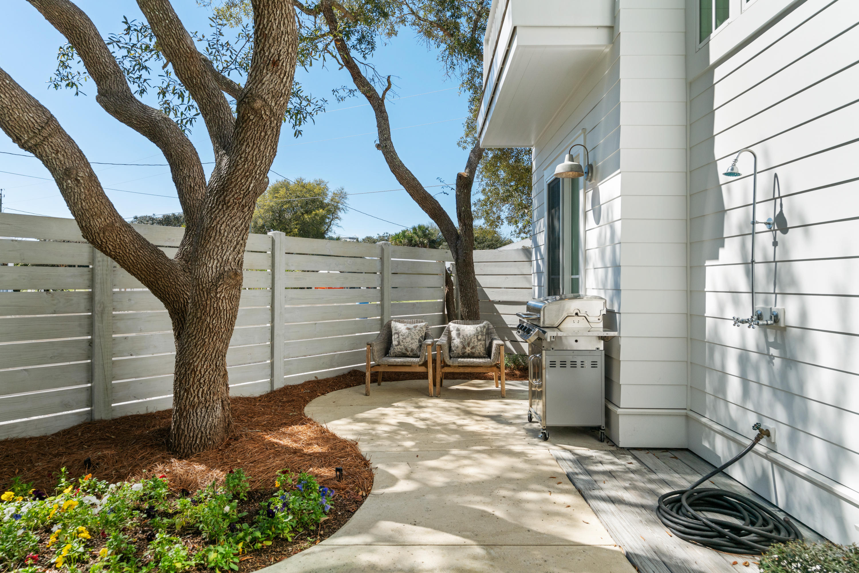 BLUE MOUNTAIN BEACH - Residential