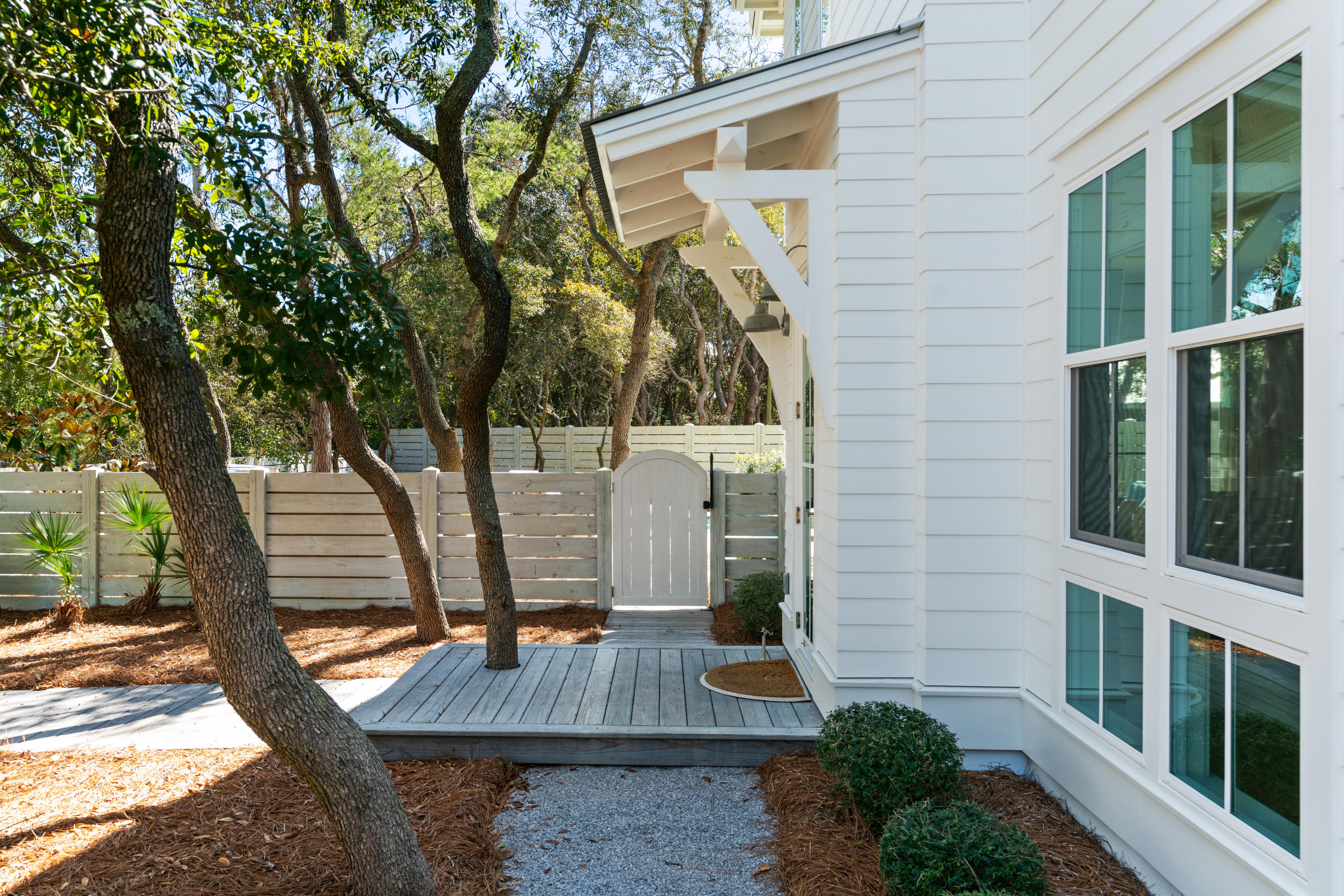 BLUE MOUNTAIN BEACH - Residential