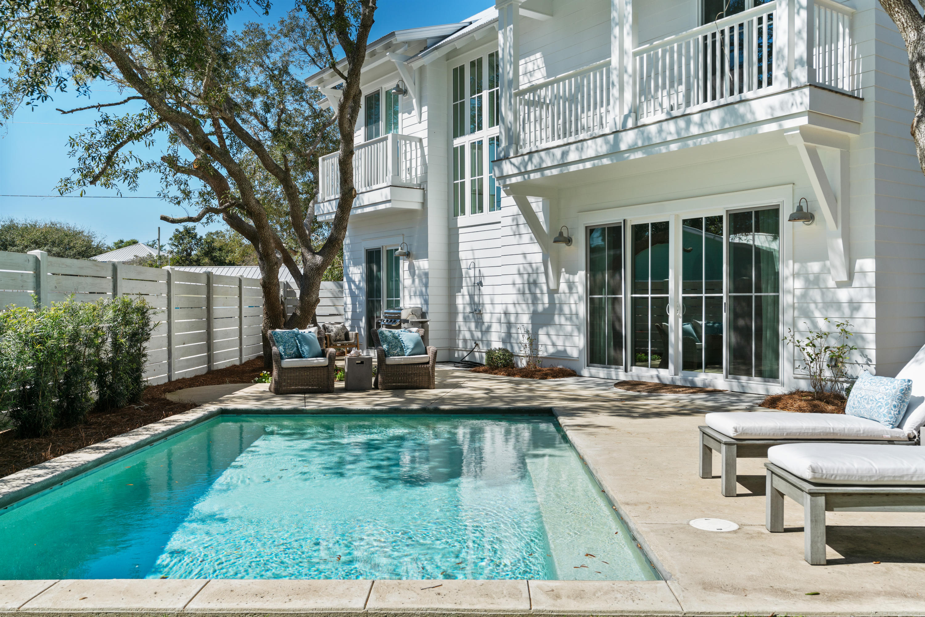 BLUE MOUNTAIN BEACH - Residential