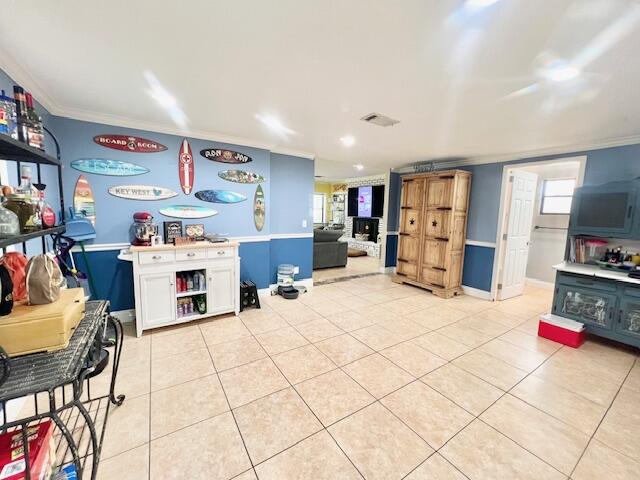 HELMS & ALLEN - Residential Lease