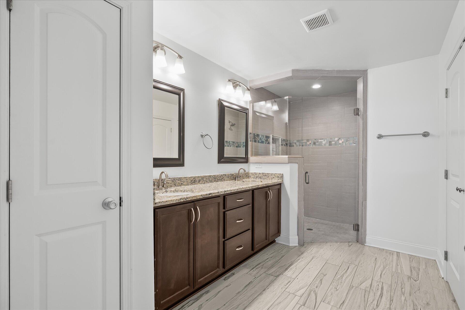 SEASHORE VILLAGE - Residential