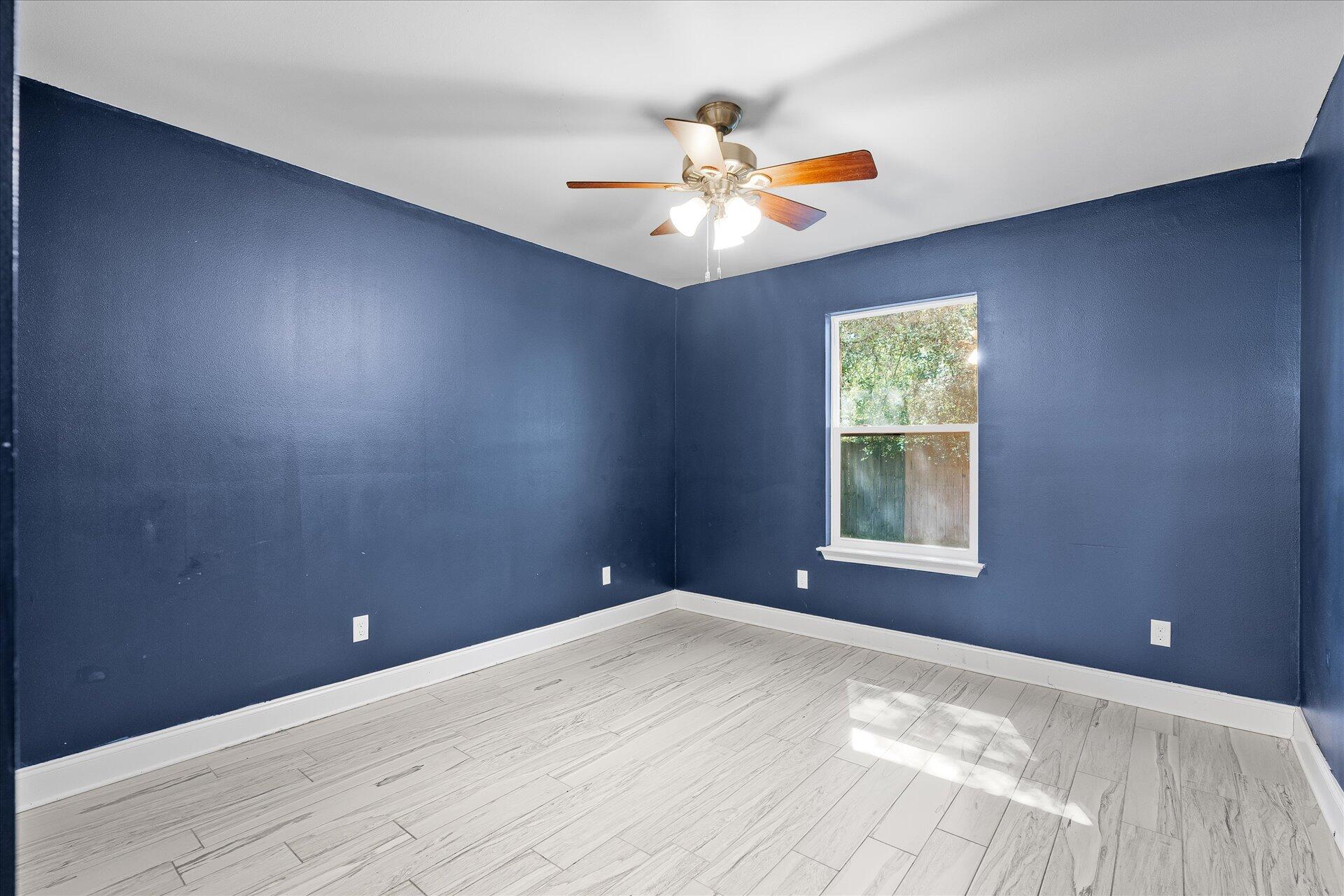 SEASHORE VILLAGE - Residential