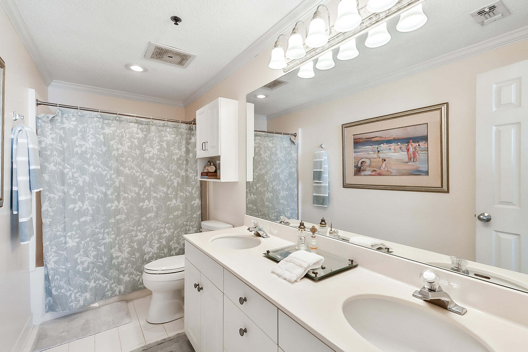 LEEWARD KEY - Residential