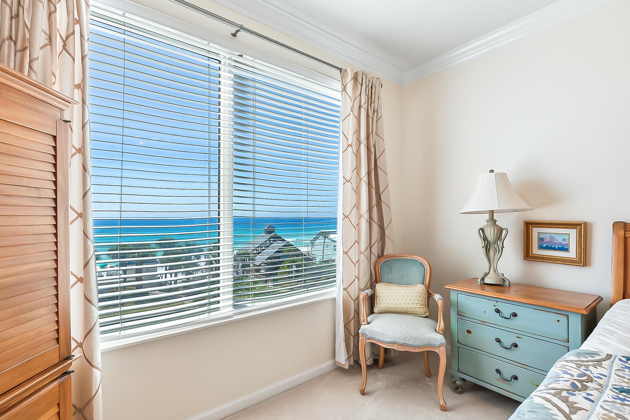 LEEWARD KEY - Residential