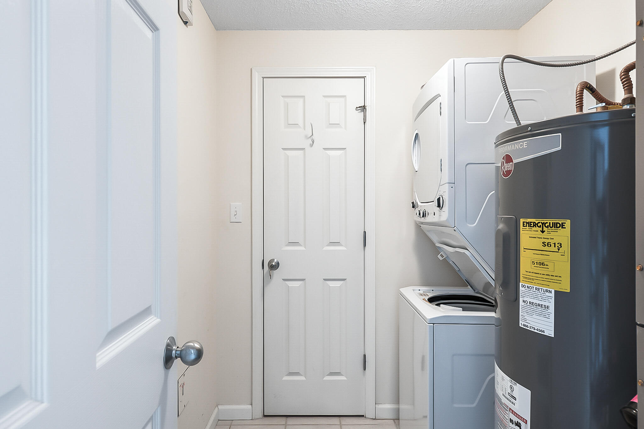 LEEWARD KEY - Residential