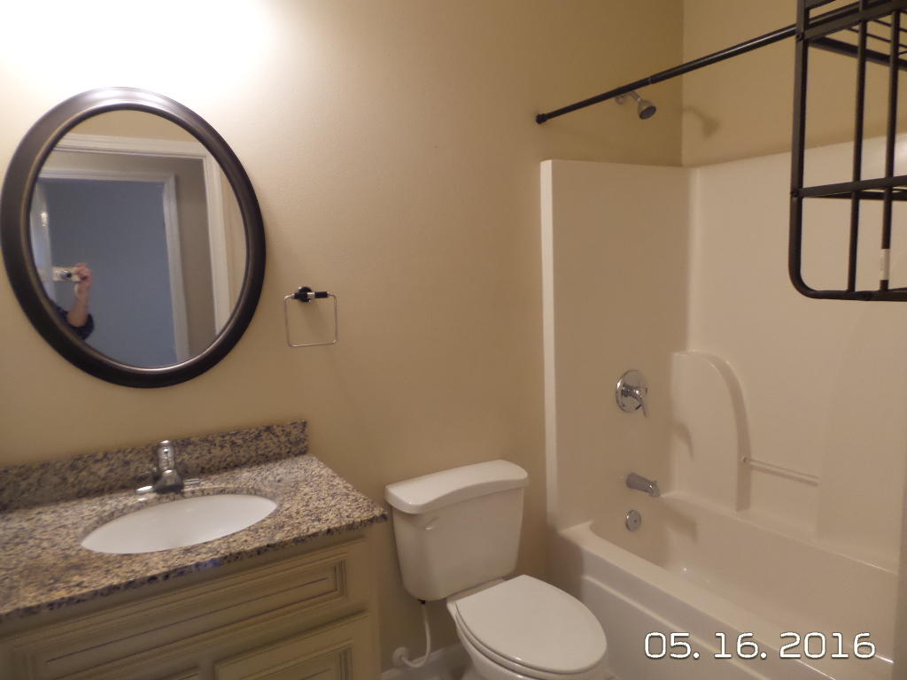 DUGGAN POND ESTATES - Residential Lease