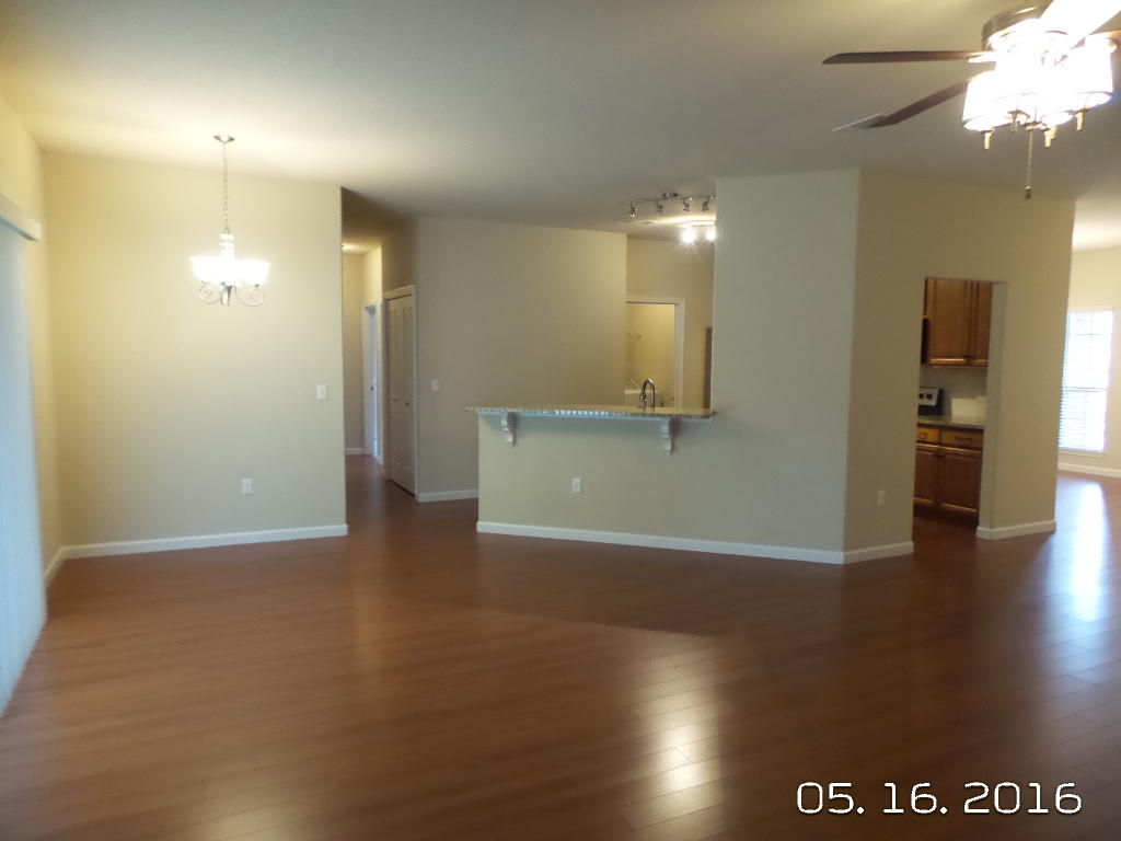 DUGGAN POND ESTATES - Residential Lease