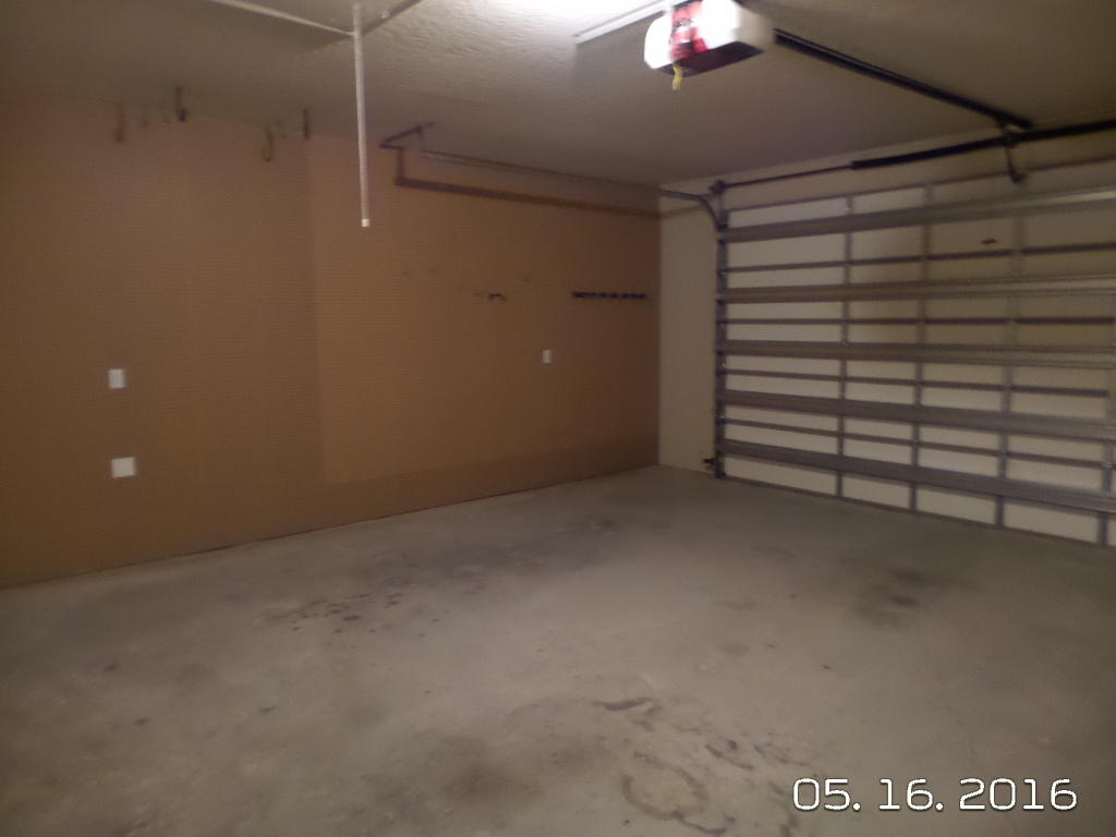 DUGGAN POND ESTATES - Residential Lease