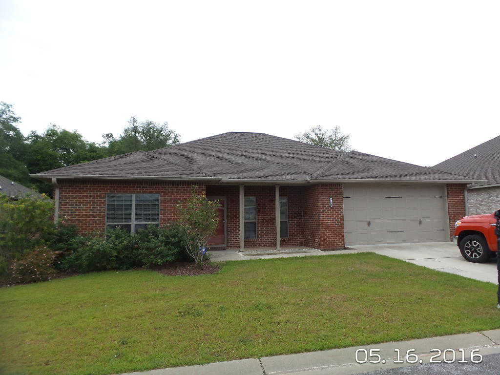 DUGGAN POND ESTATES - Residential Lease