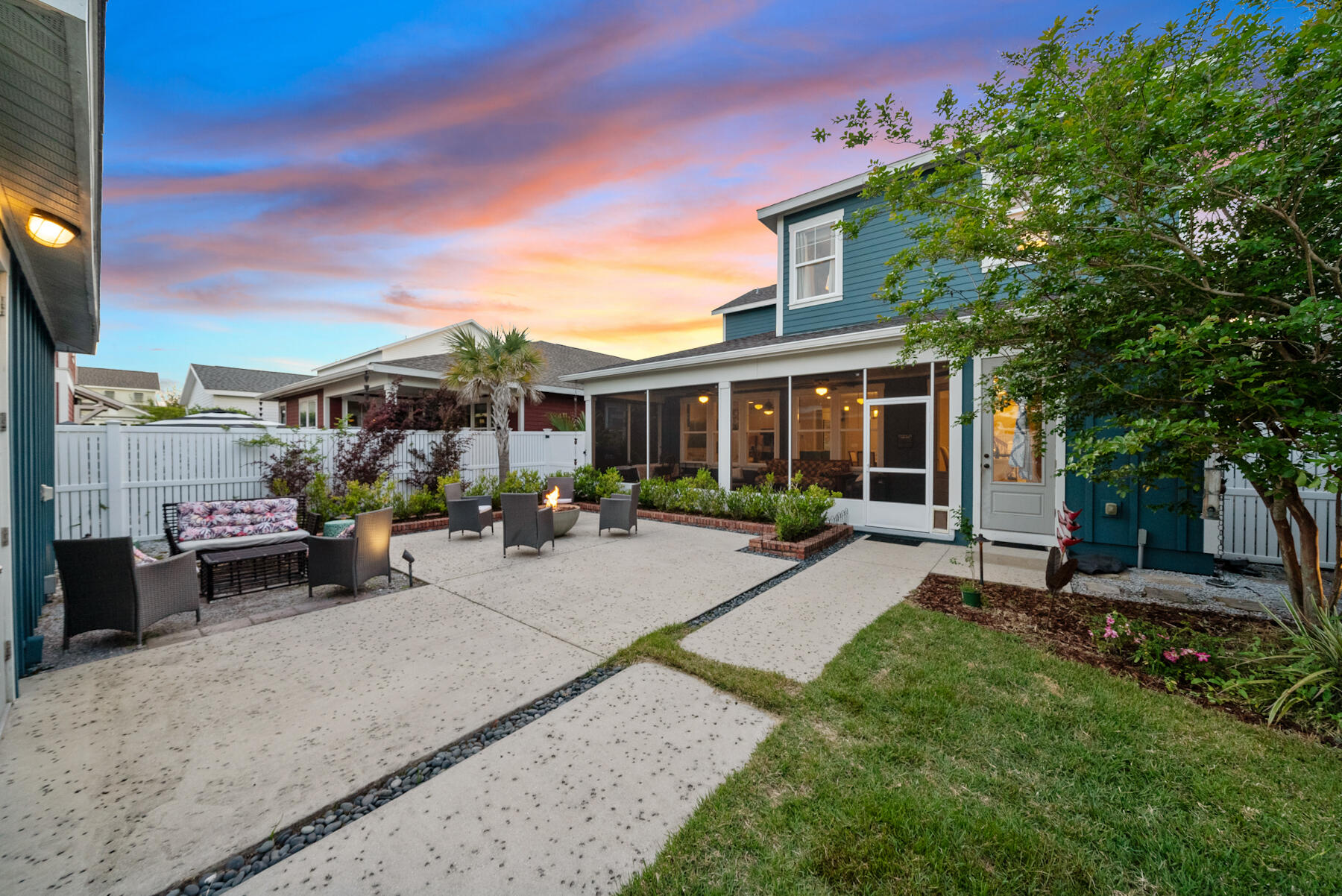 SWEET BAY - Residential