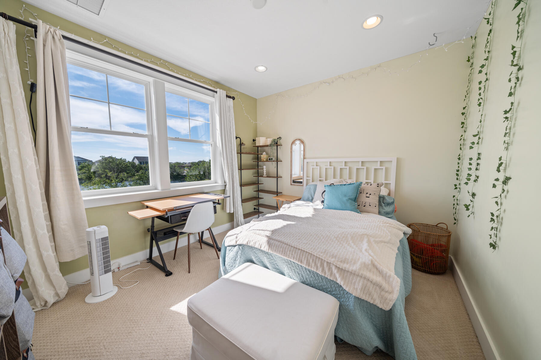 SWEET BAY - Residential