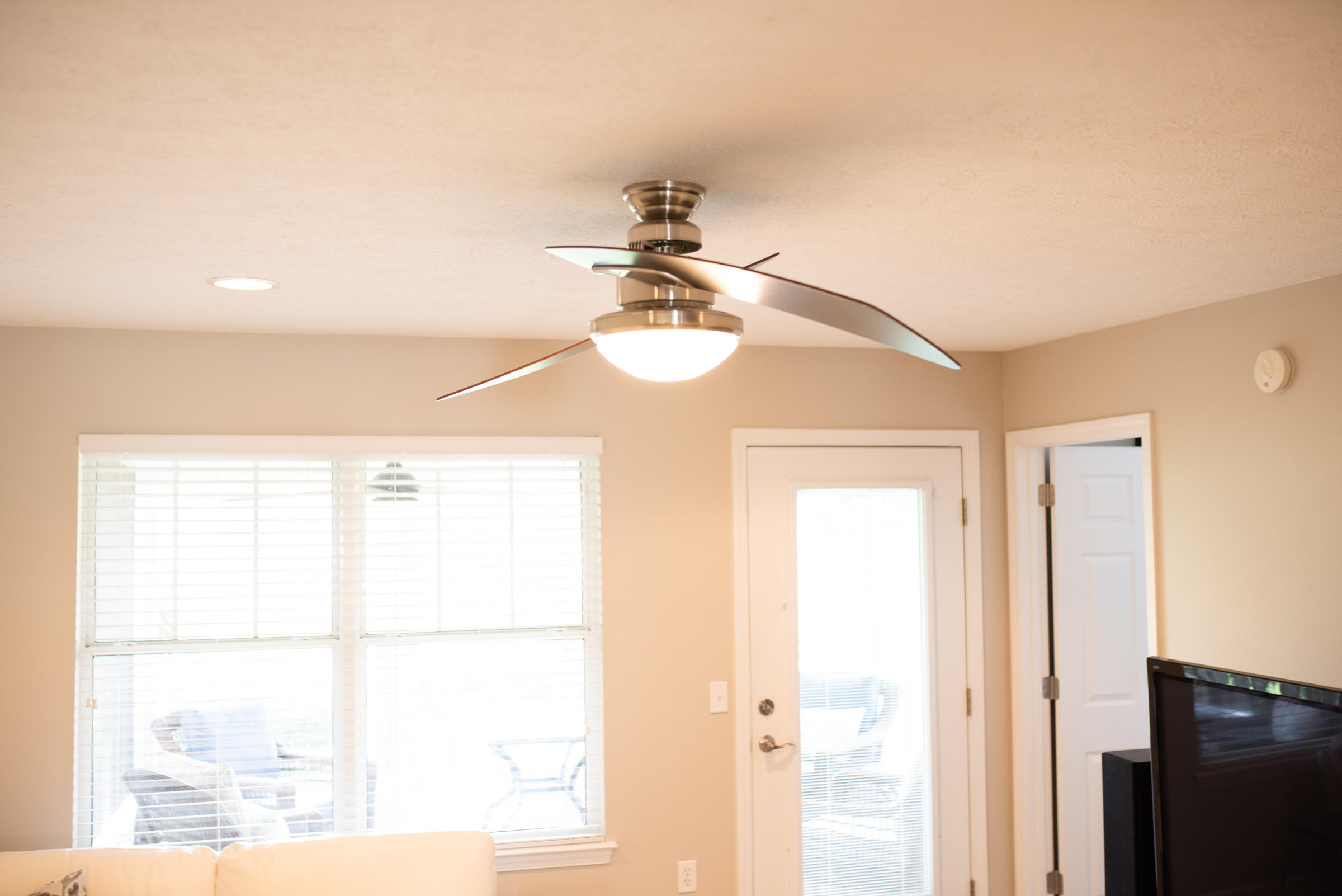 TIGER LAKE - Residential