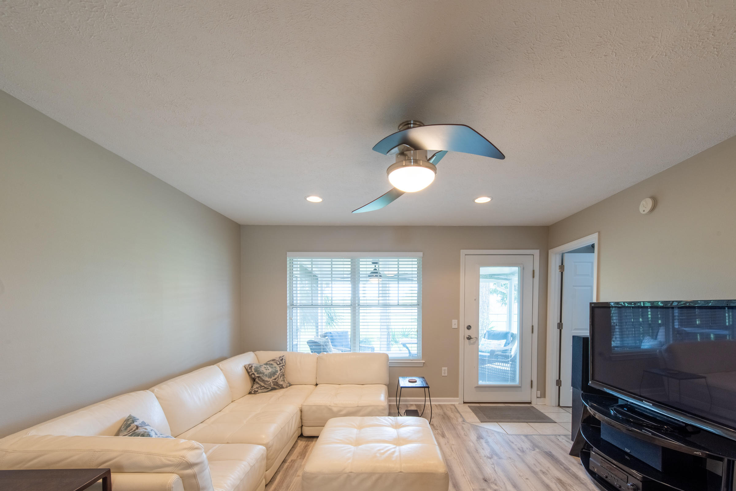 TIGER LAKE - Residential