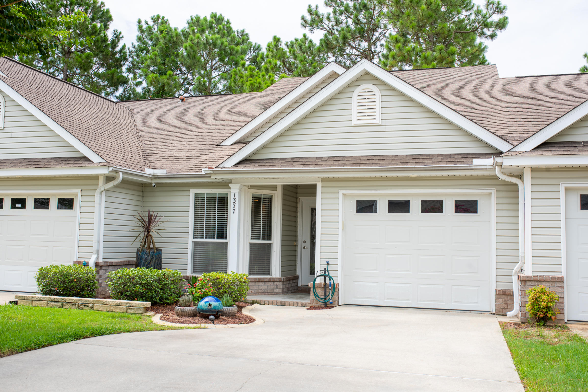 TIGER LAKE - Residential