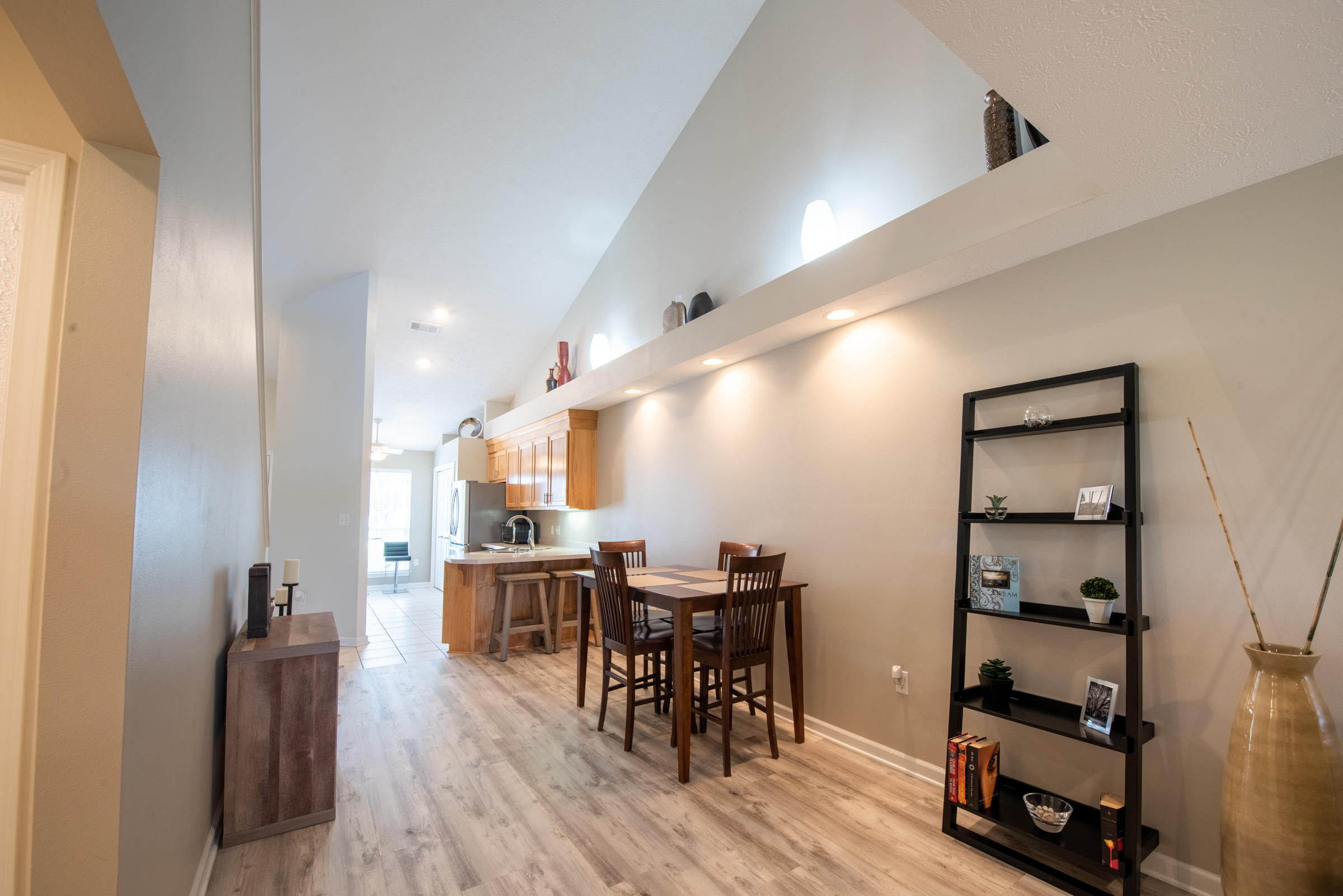 TIGER LAKE - Residential