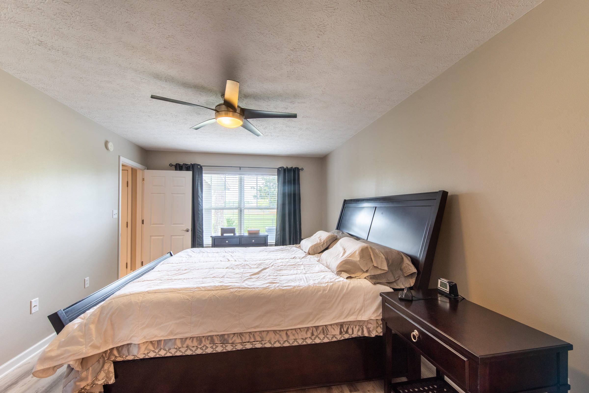 TIGER LAKE - Residential