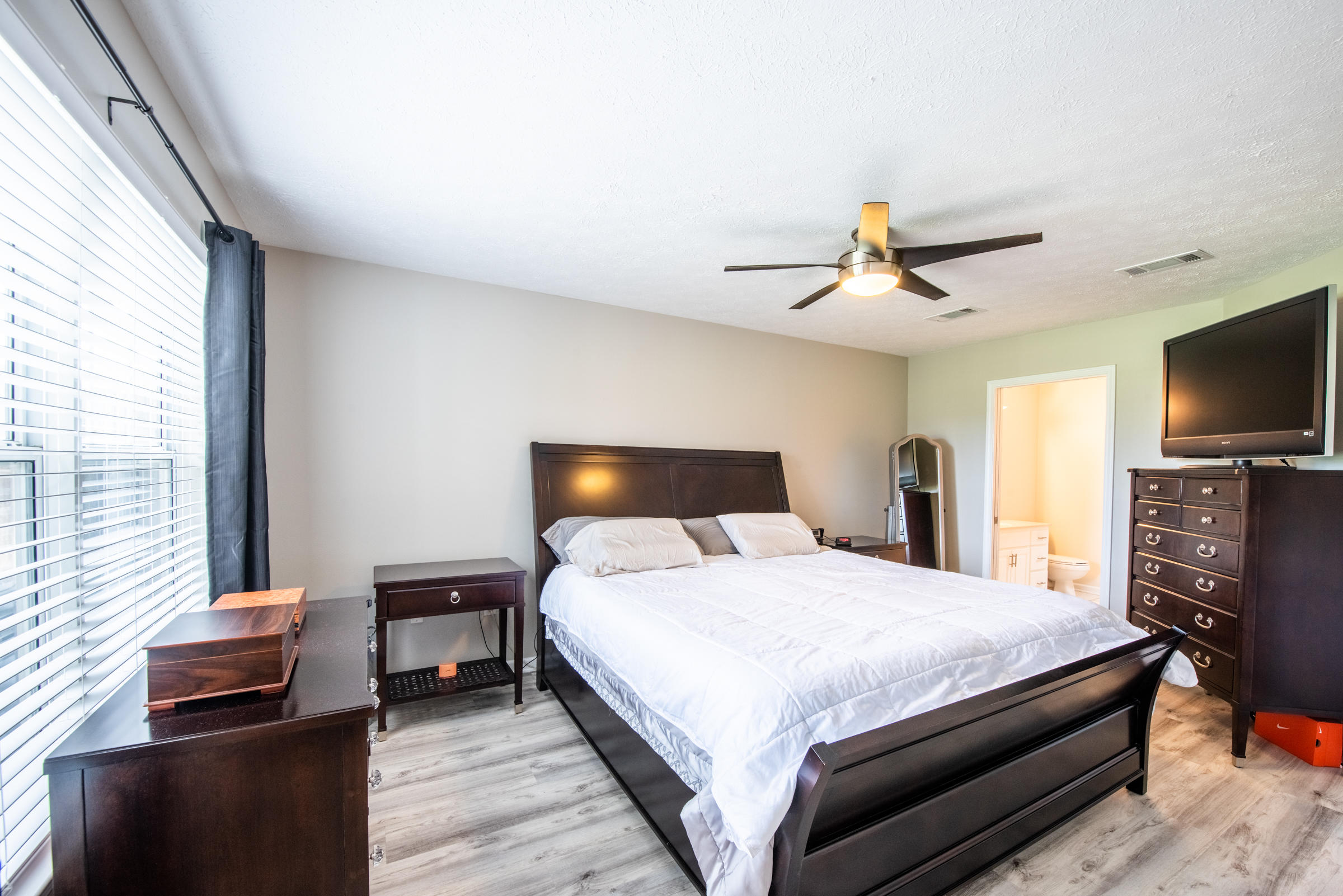 TIGER LAKE - Residential