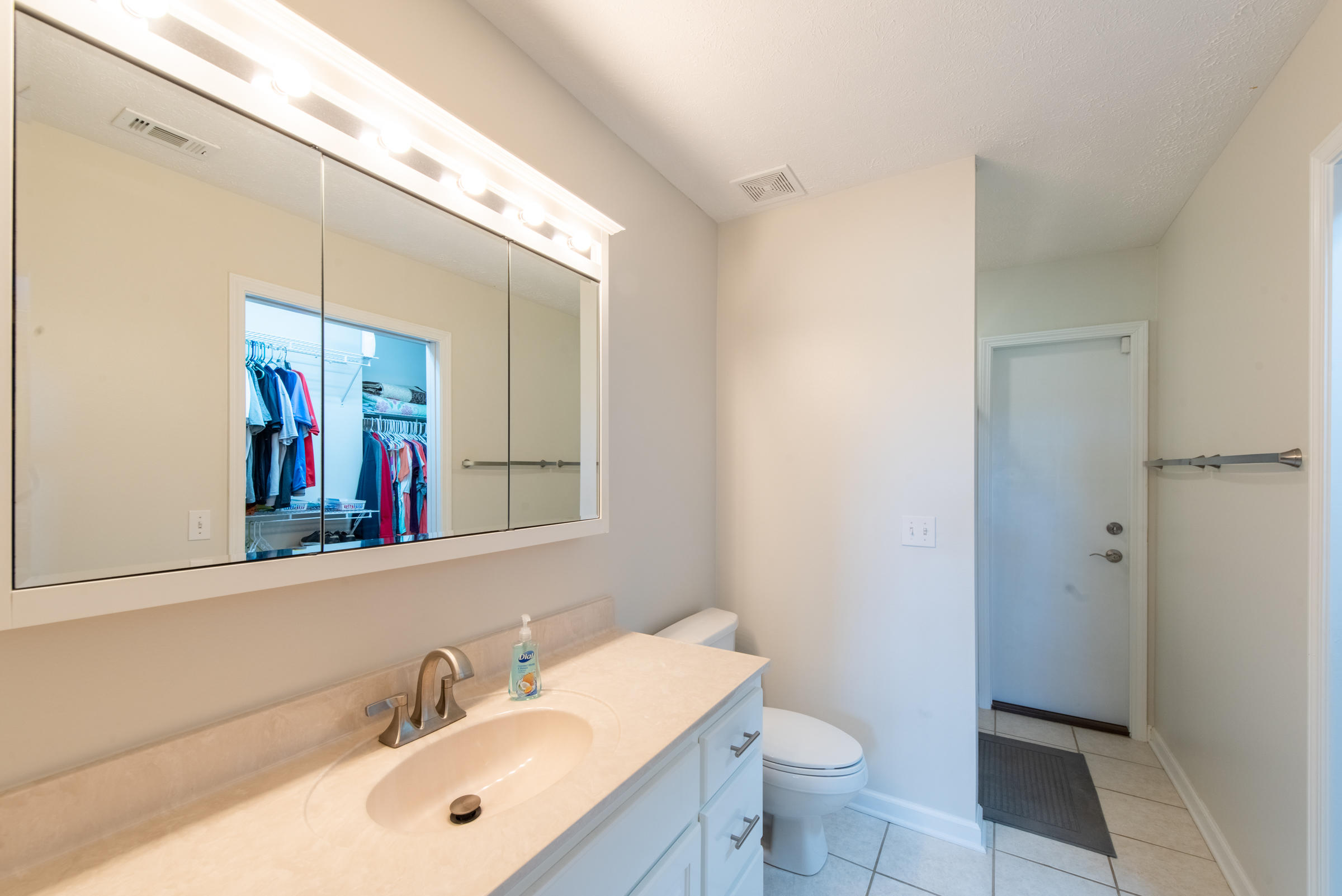 TIGER LAKE - Residential