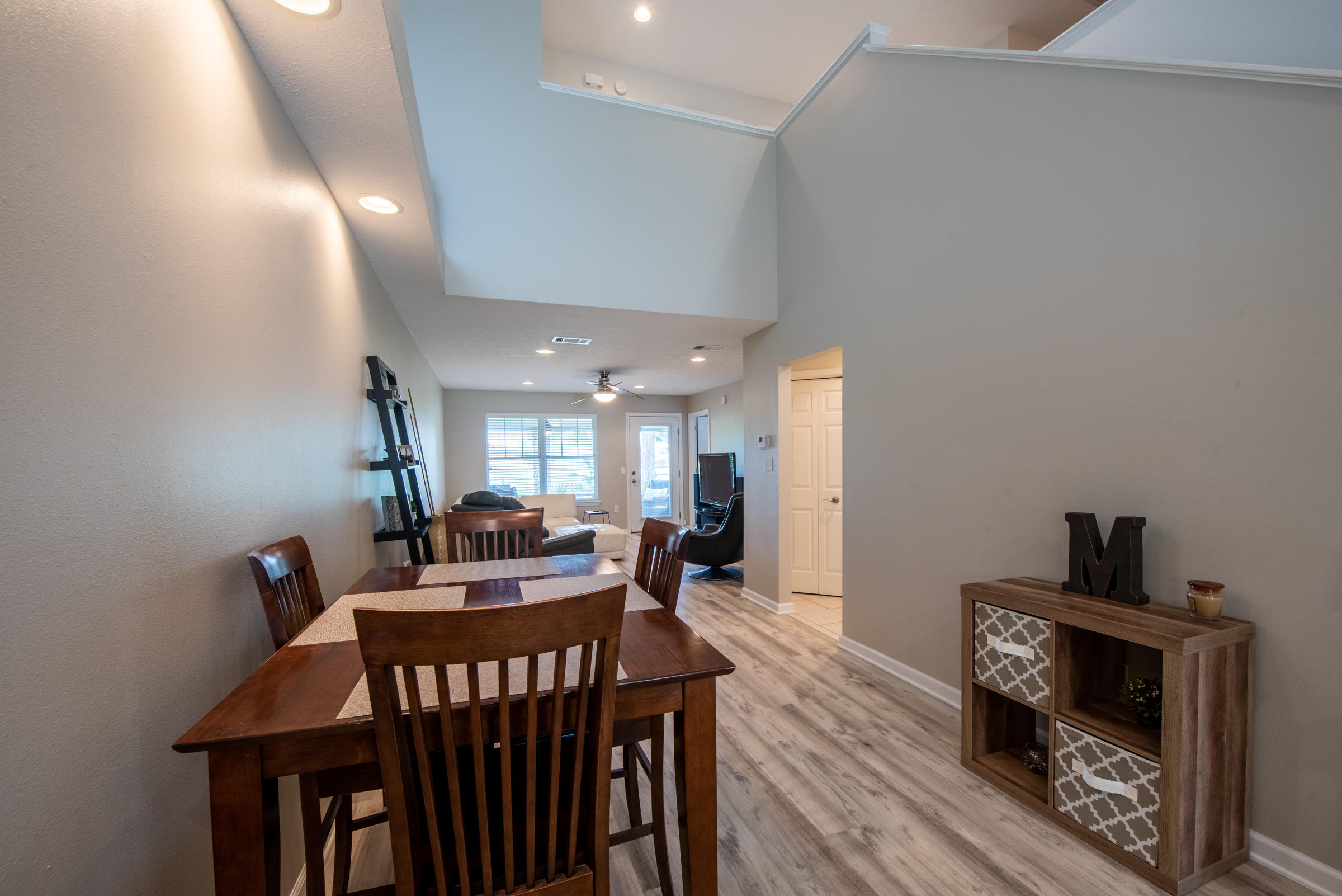 TIGER LAKE - Residential