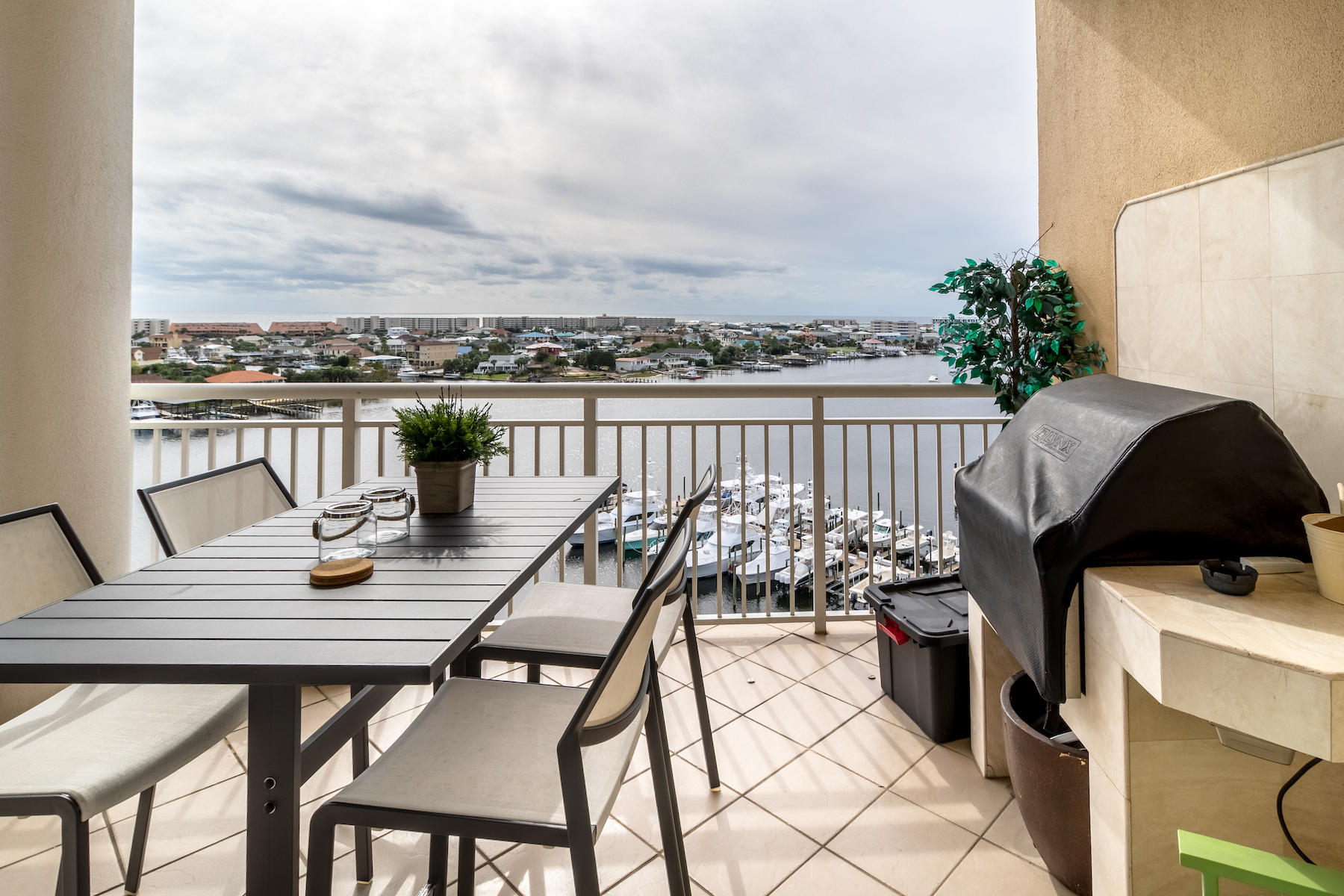 GRAND HARBOR - Residential