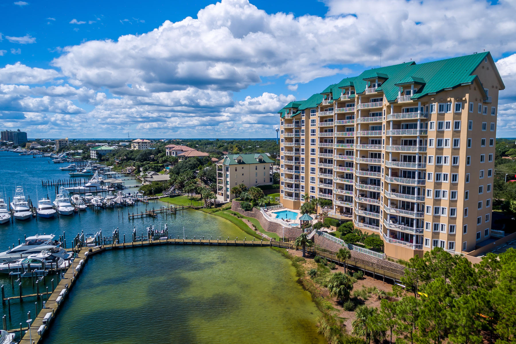 GRAND HARBOR - Residential