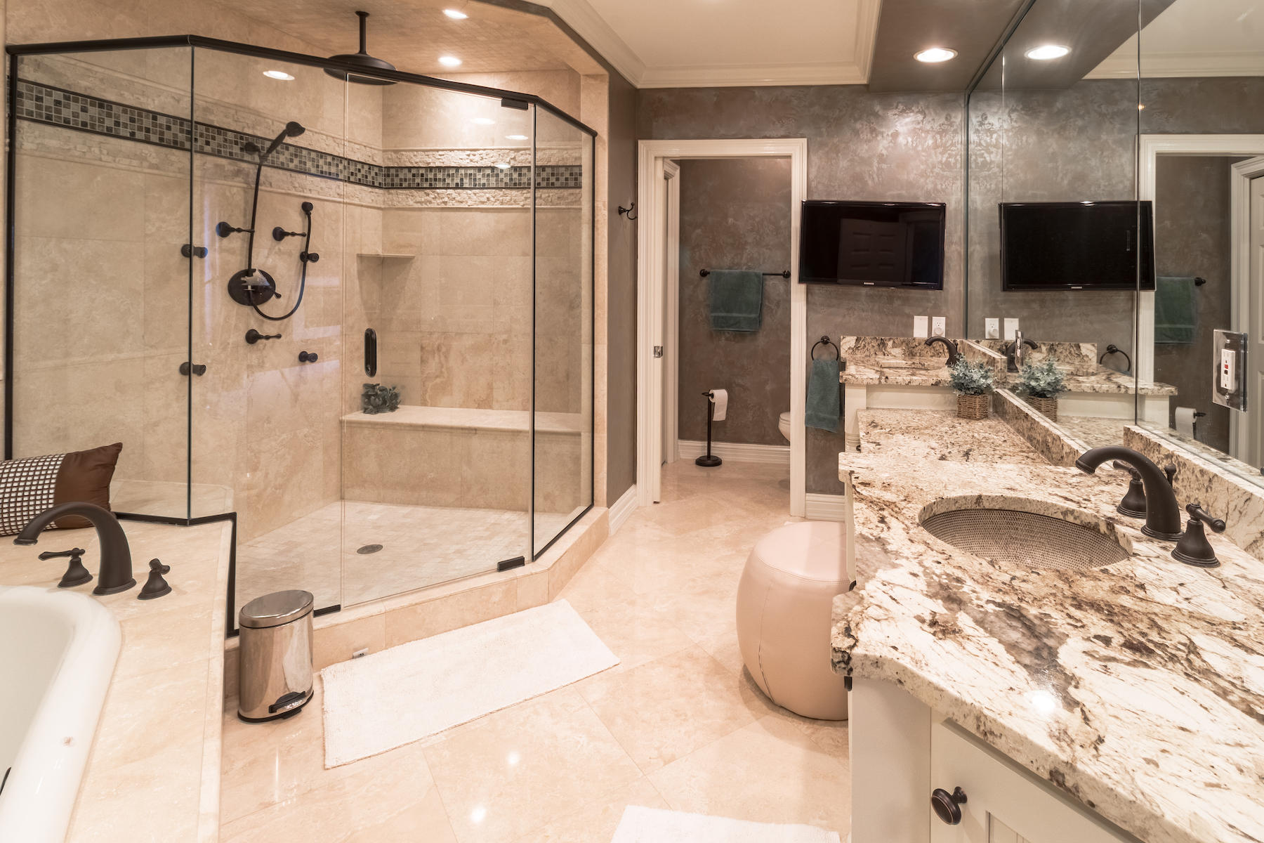 GRAND HARBOR - Residential