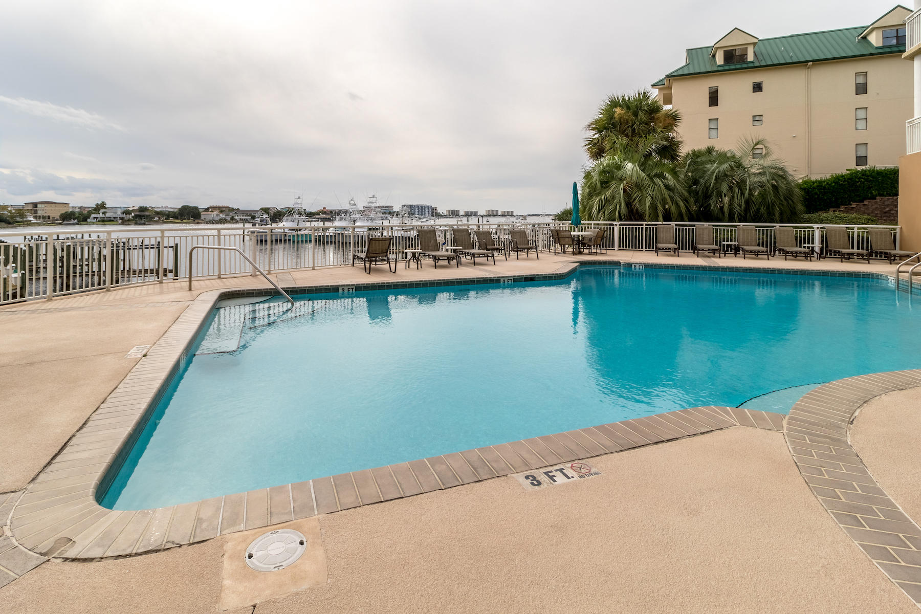 GRAND HARBOR - Residential