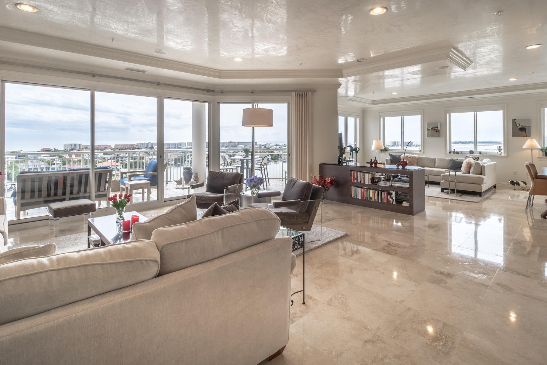 GRAND HARBOR - Residential