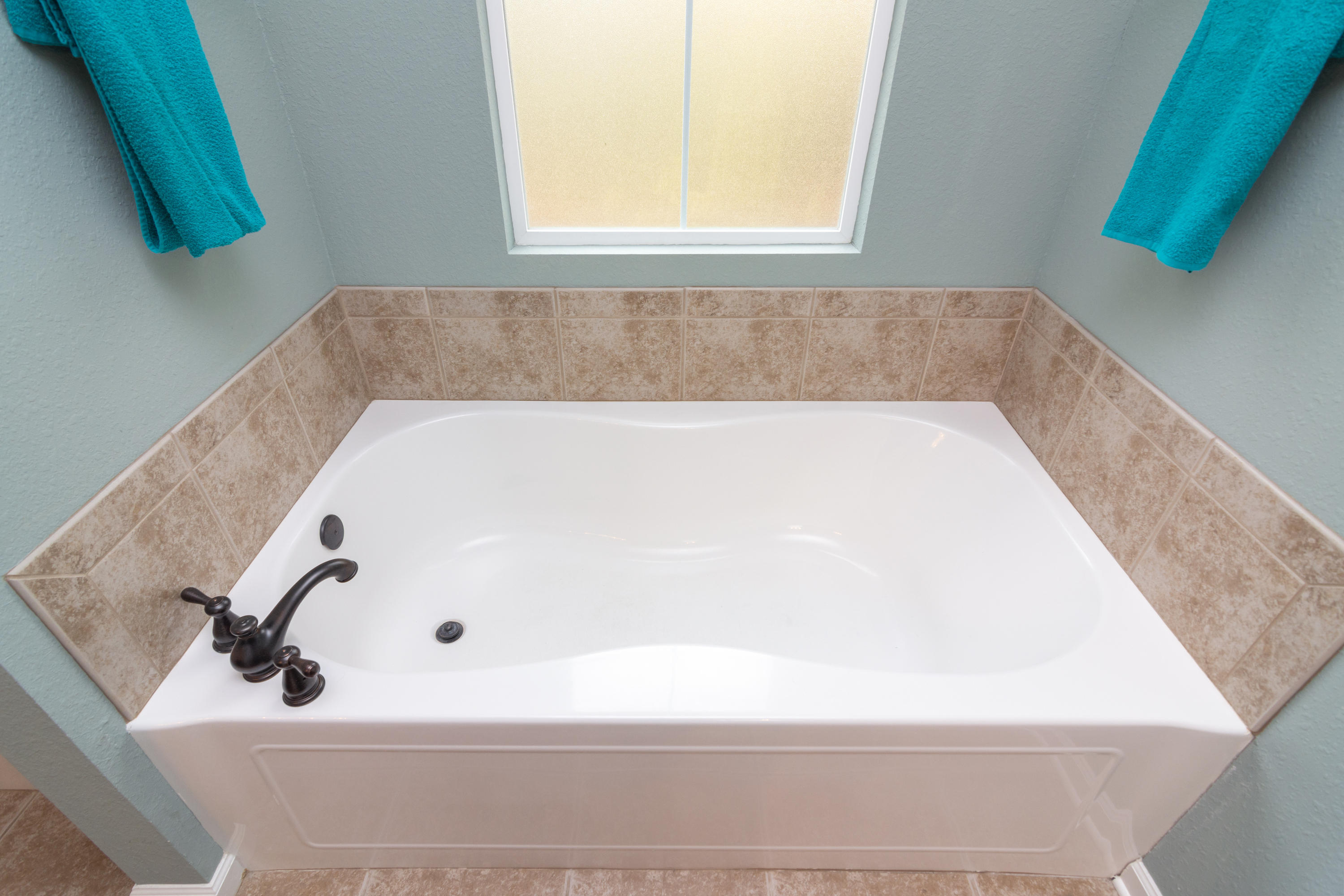 SHADOW PINES - Residential