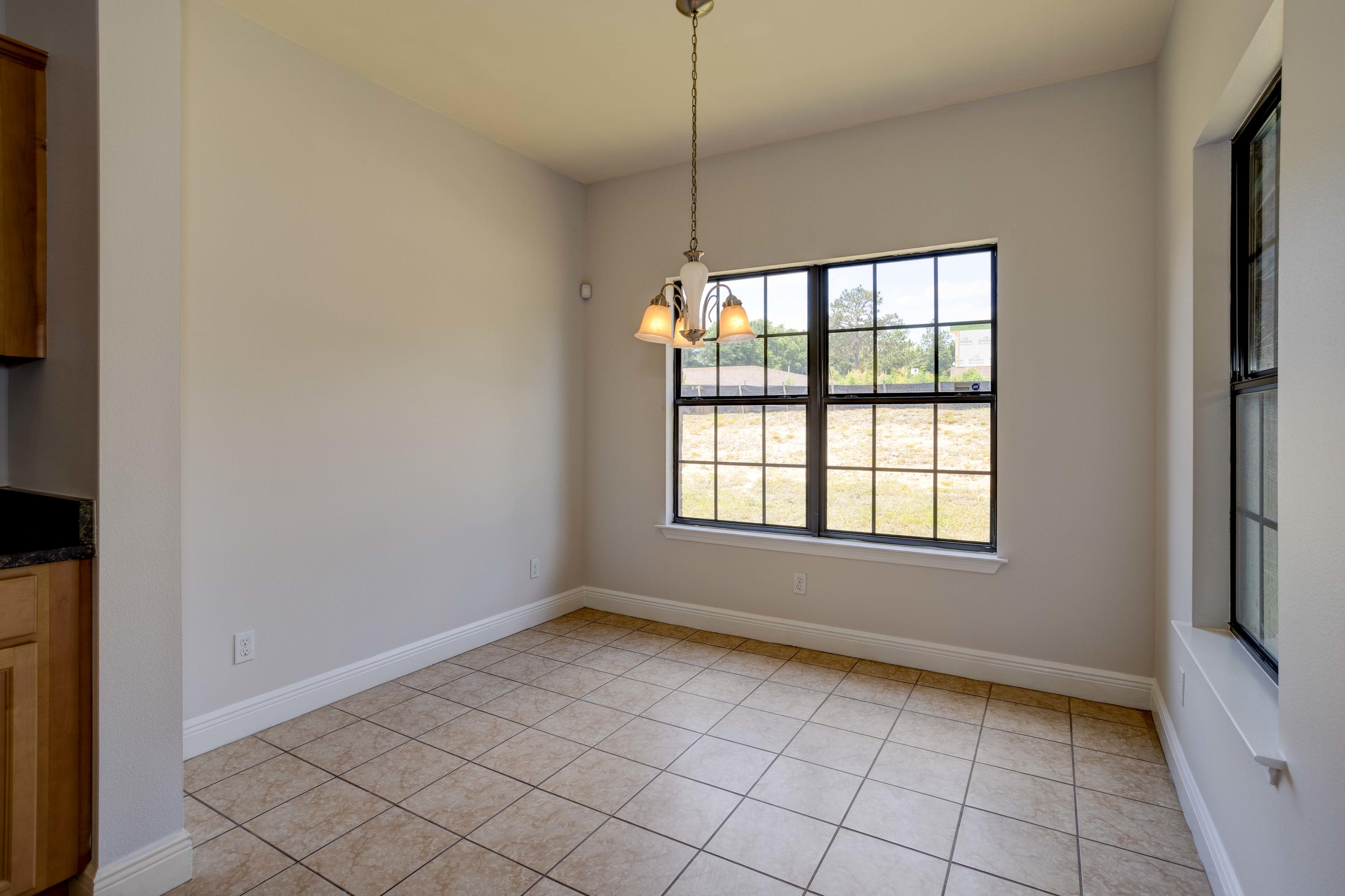 LAKERIDGE EST - Residential