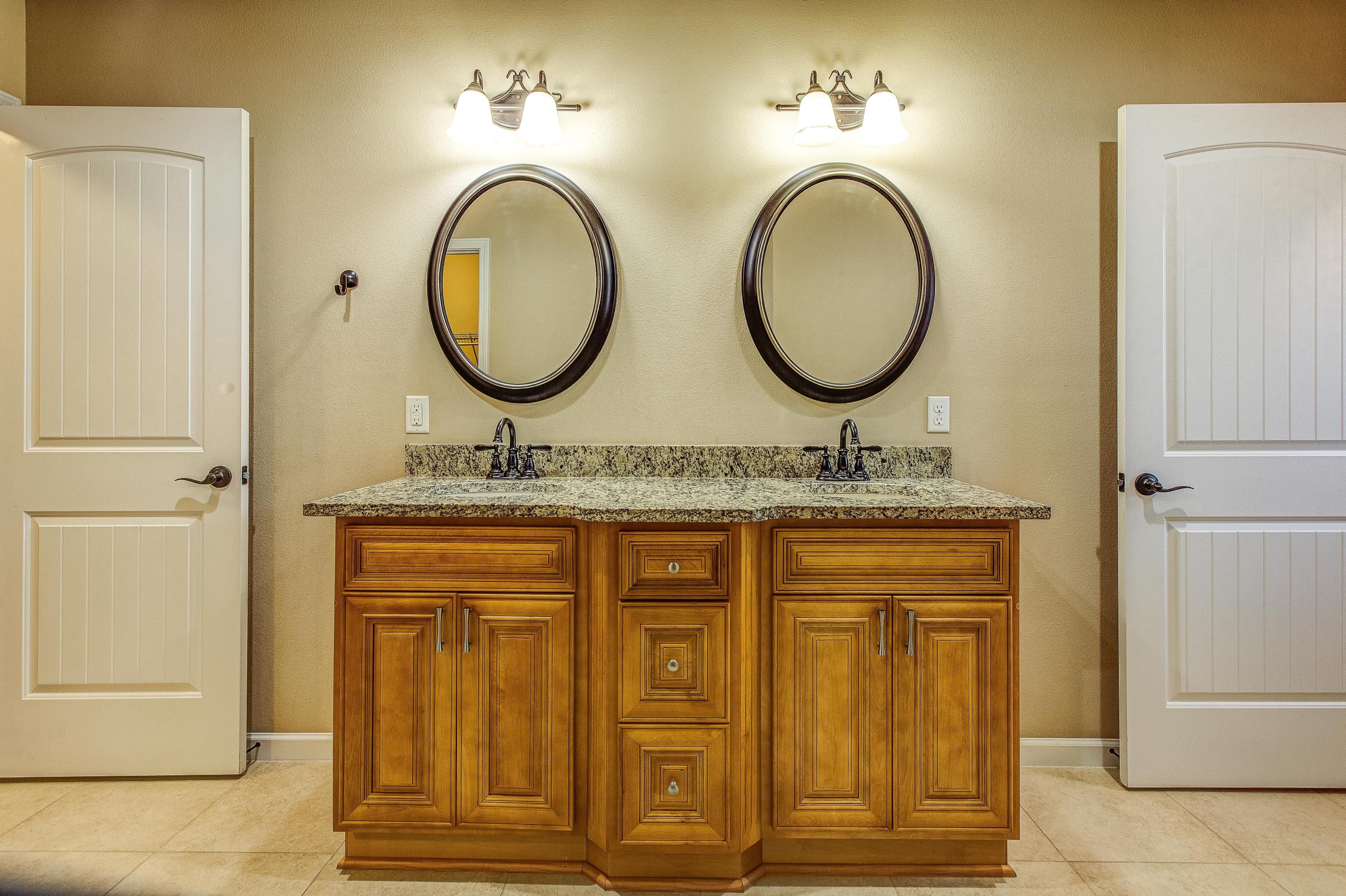 KAITLYNS PRESERVE - Residential