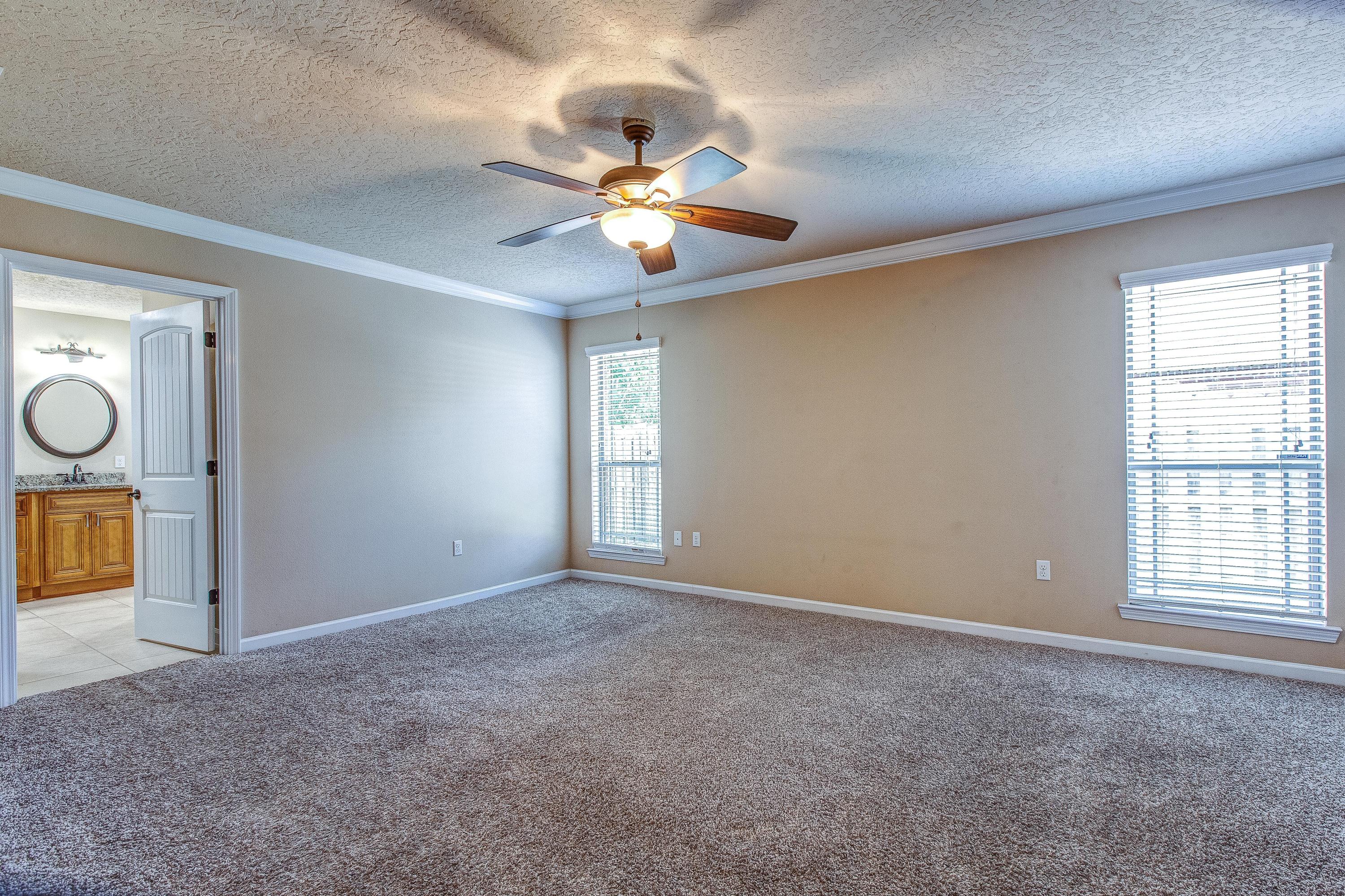 KAITLYNS PRESERVE - Residential