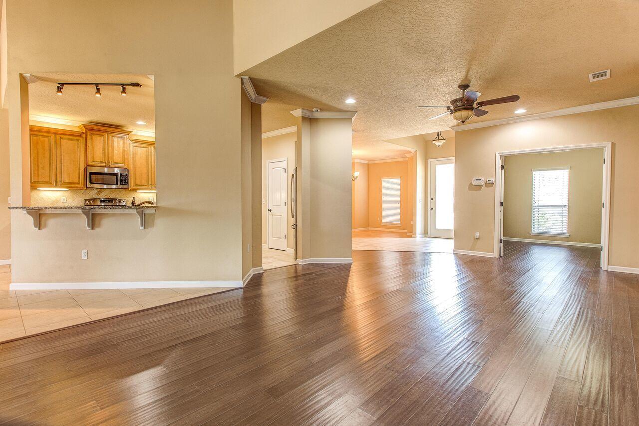 KAITLYNS PRESERVE - Residential